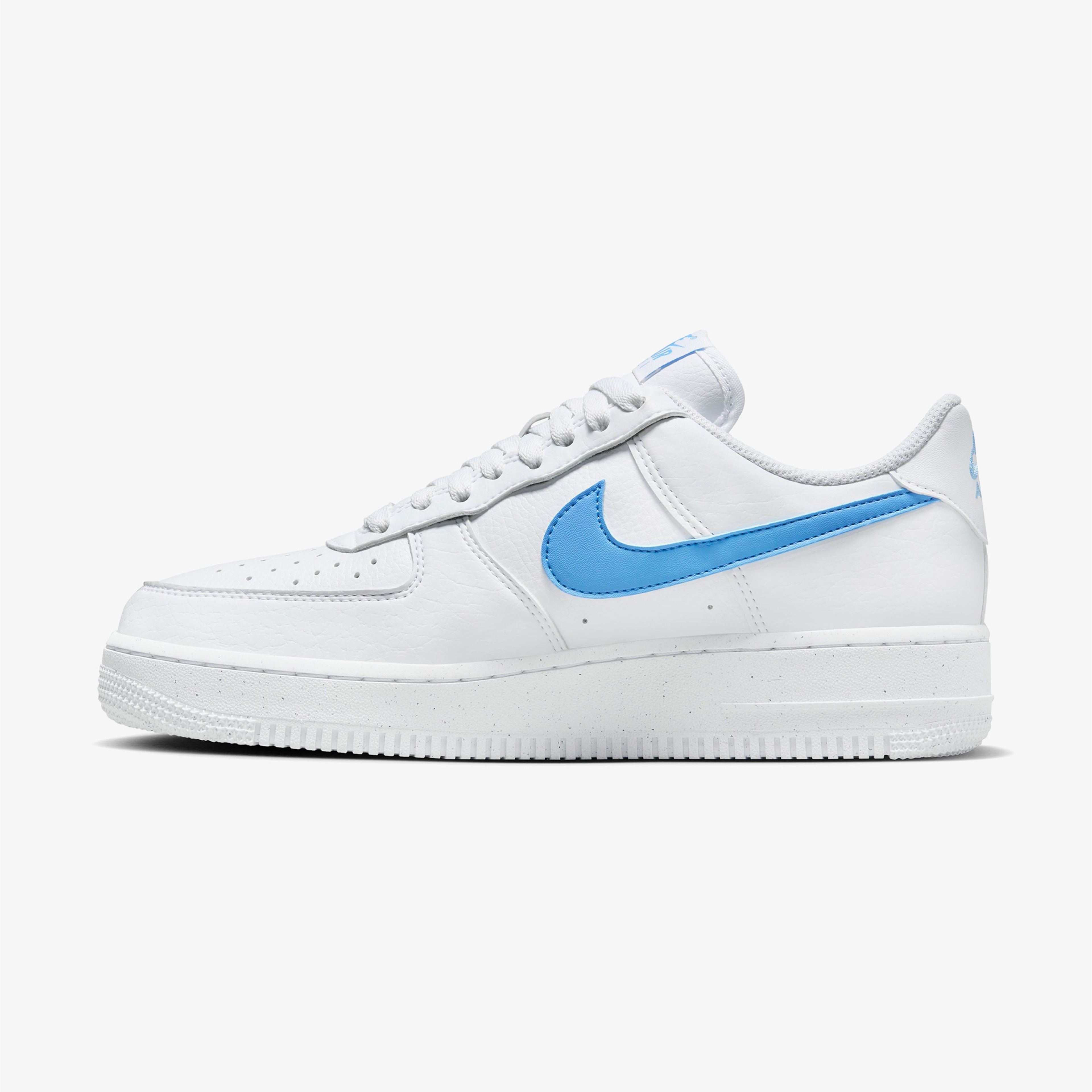 Nike Air Force 1 07 SE Sportswear Kadın Beyaz Spor Ayakkabı