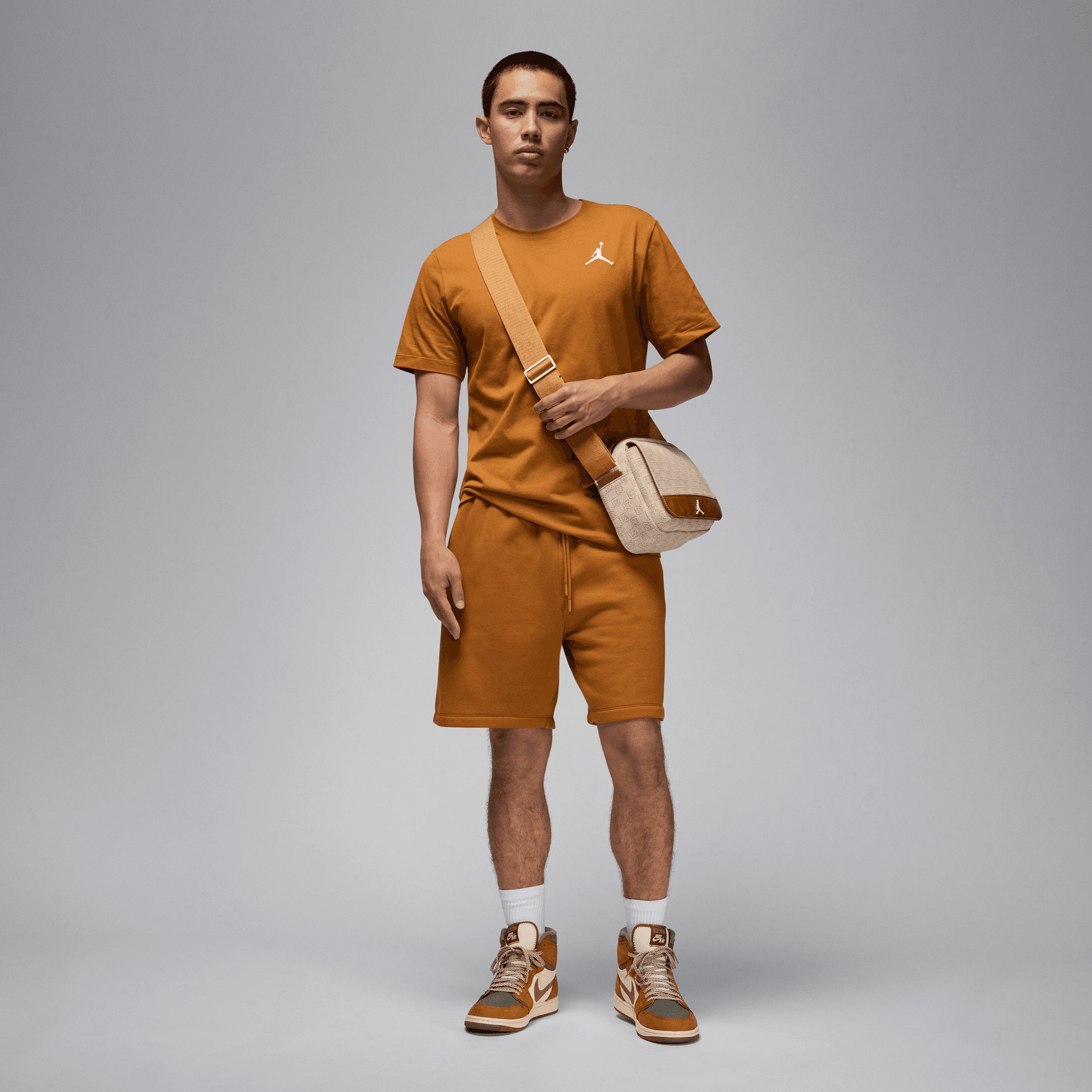 Jordan Jumpman Erkek Kahverengi T-Shirt