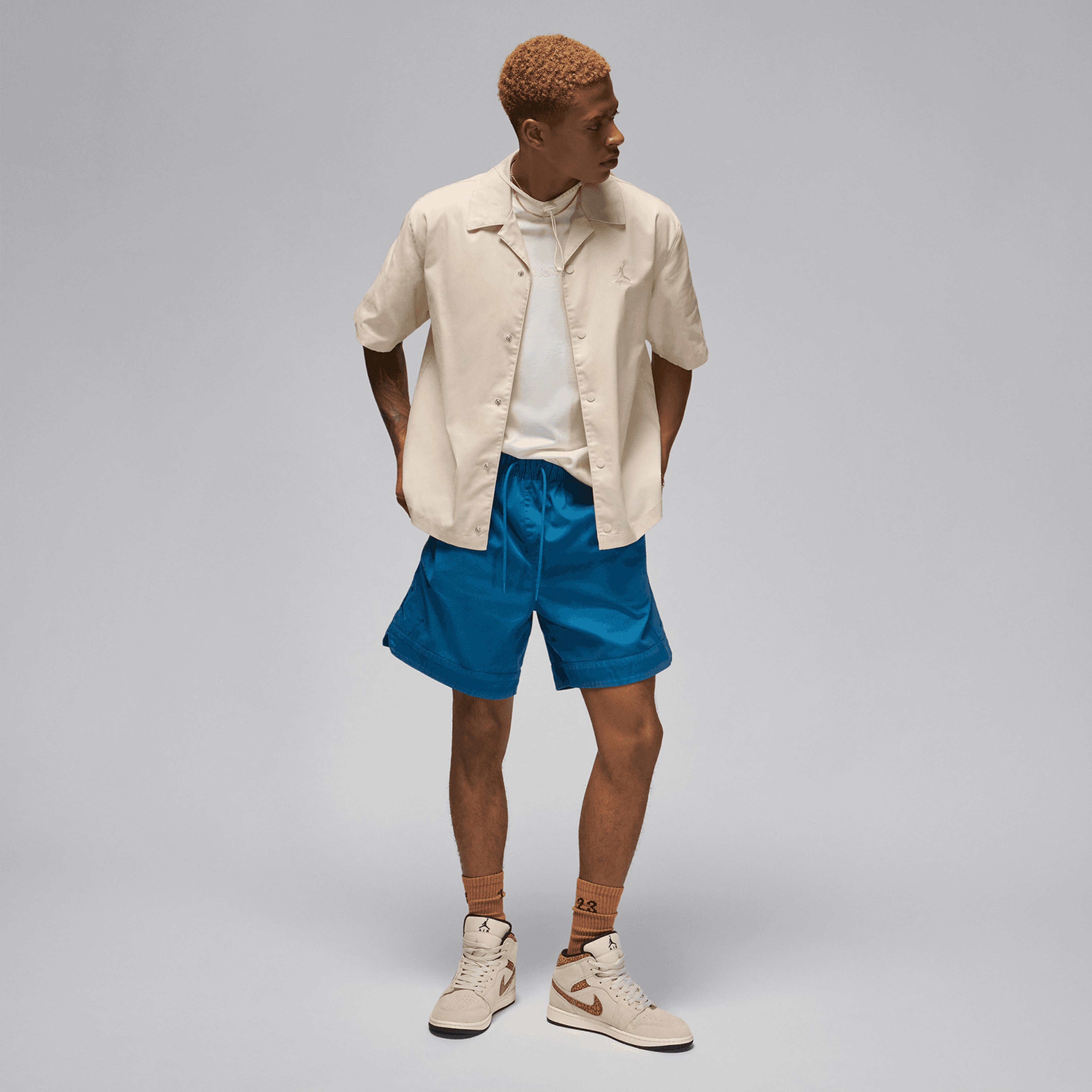 Jordan Essentials Erkek Kahverengi T-Shirt