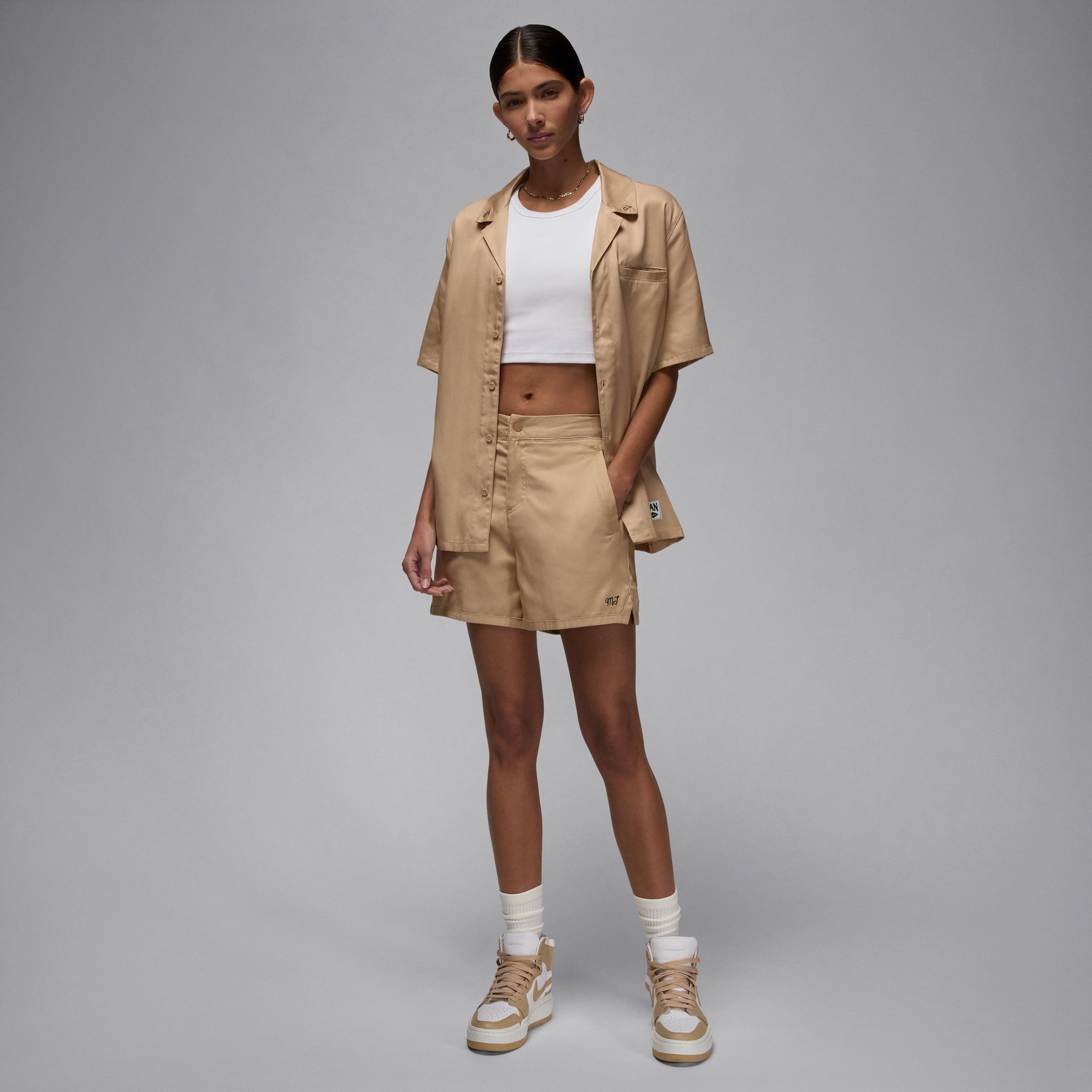 Jordan Classic Kadın Kahverengi T-Shirt