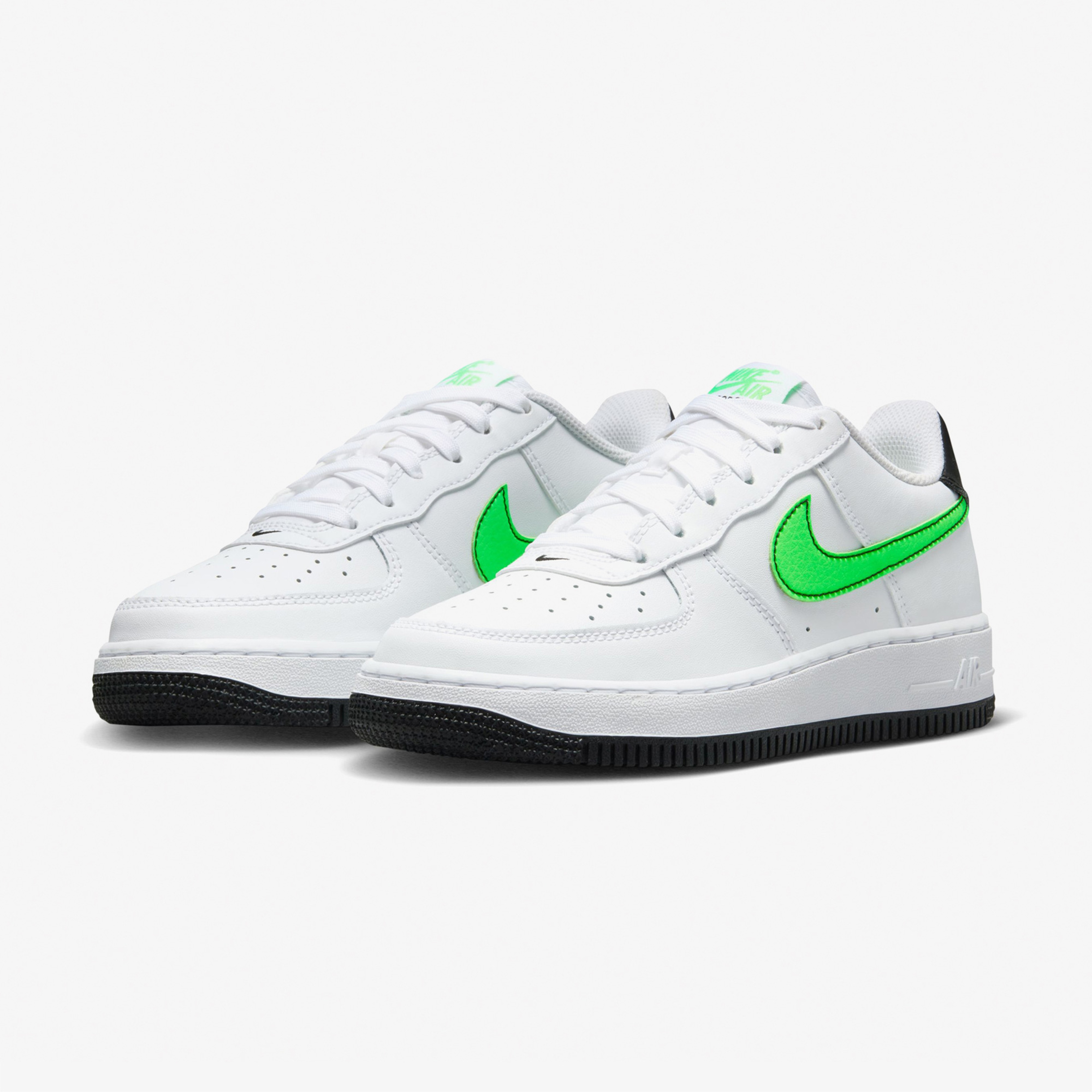 Nike Air Force 1 Kadın Beyaz Sneaker
