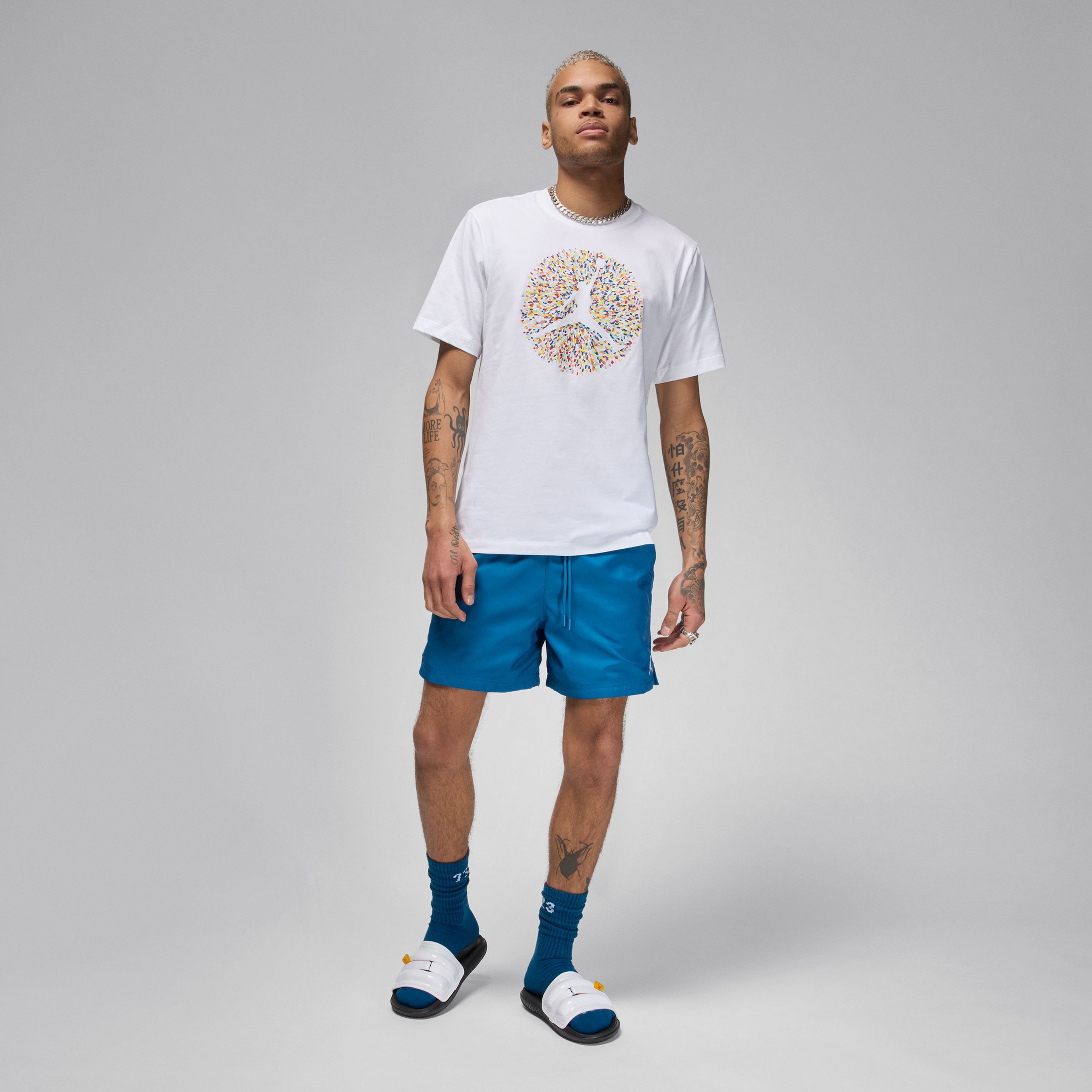 Jordan Flight Essentials Erkek Beyaz T-Shirt