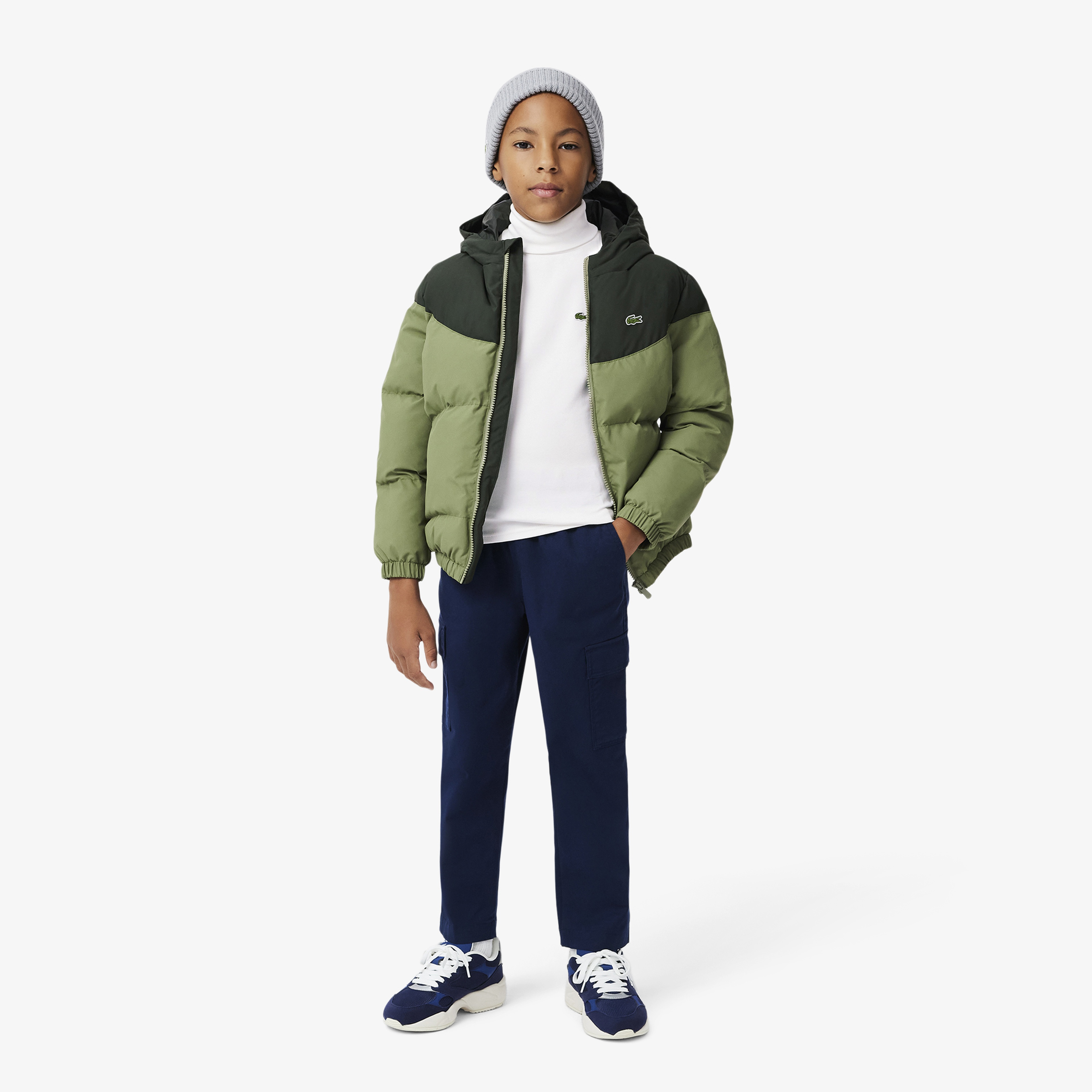 Çocuk Uzun Kollu Boğazlı Yaka Beyaz T-Shirt