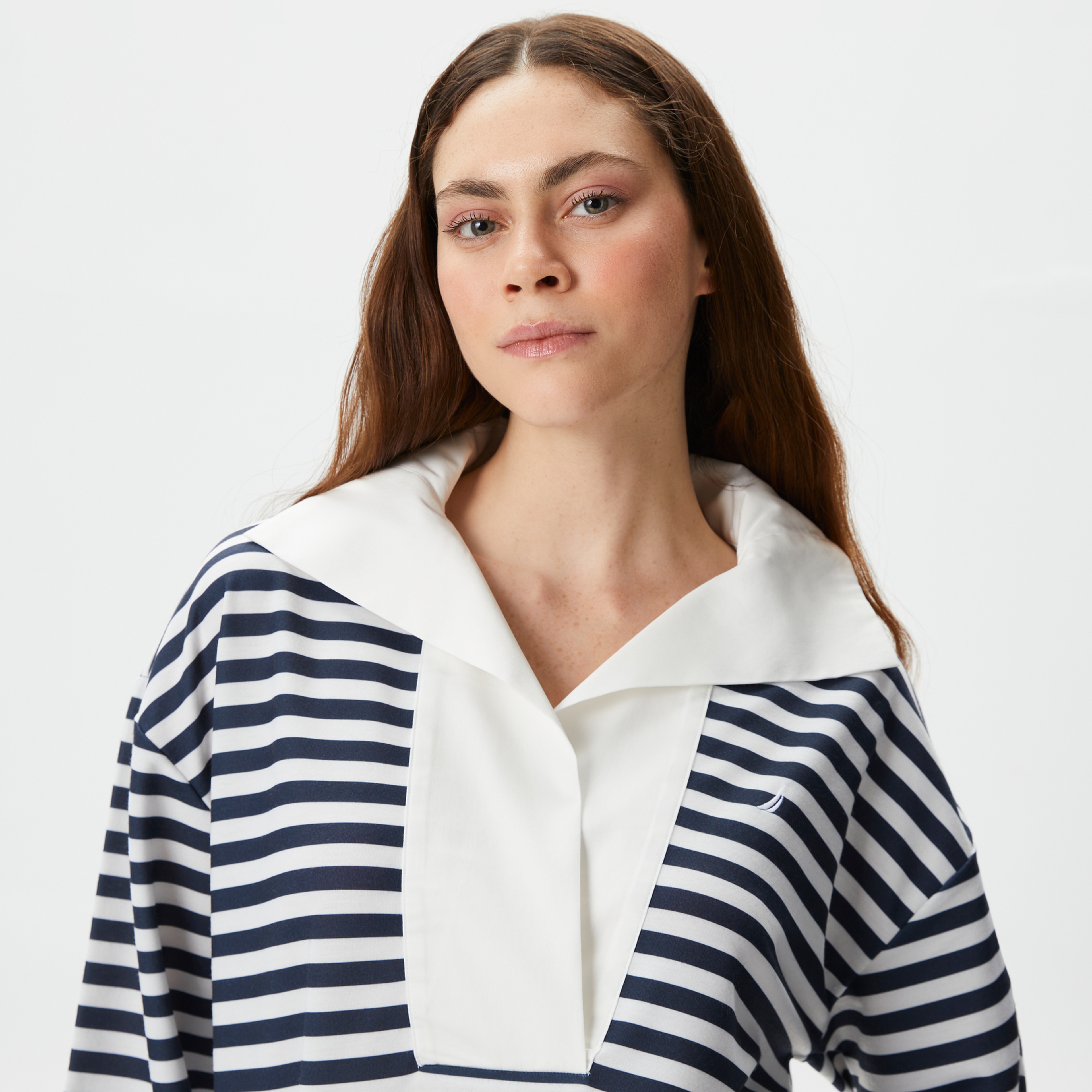 Nautica Kadın Lacivert Relaxed Fit Dik Yaka Çizgili Sweatshirt