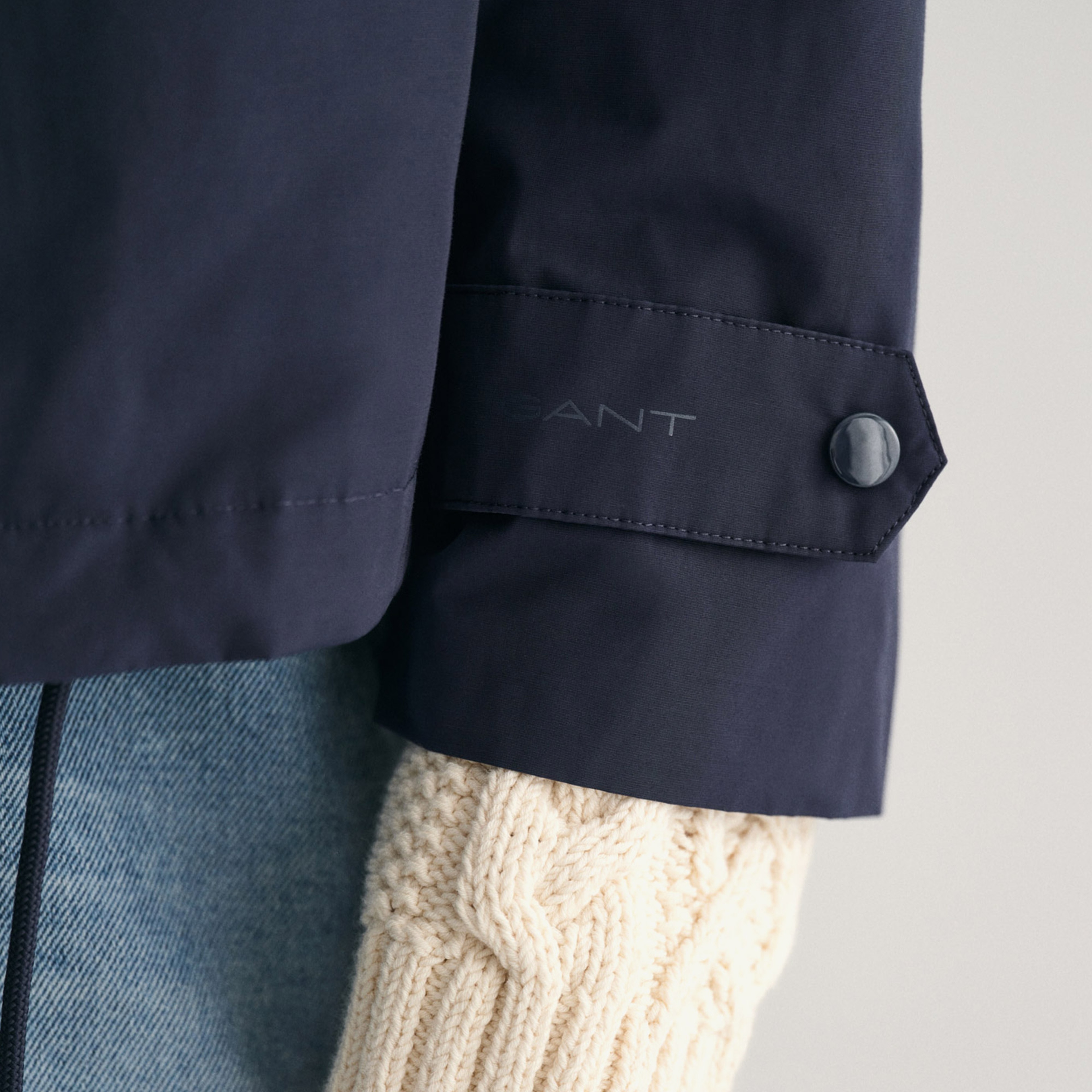 GANT Kadın Lacivert Regular Fit Kapüşonlu Ceket