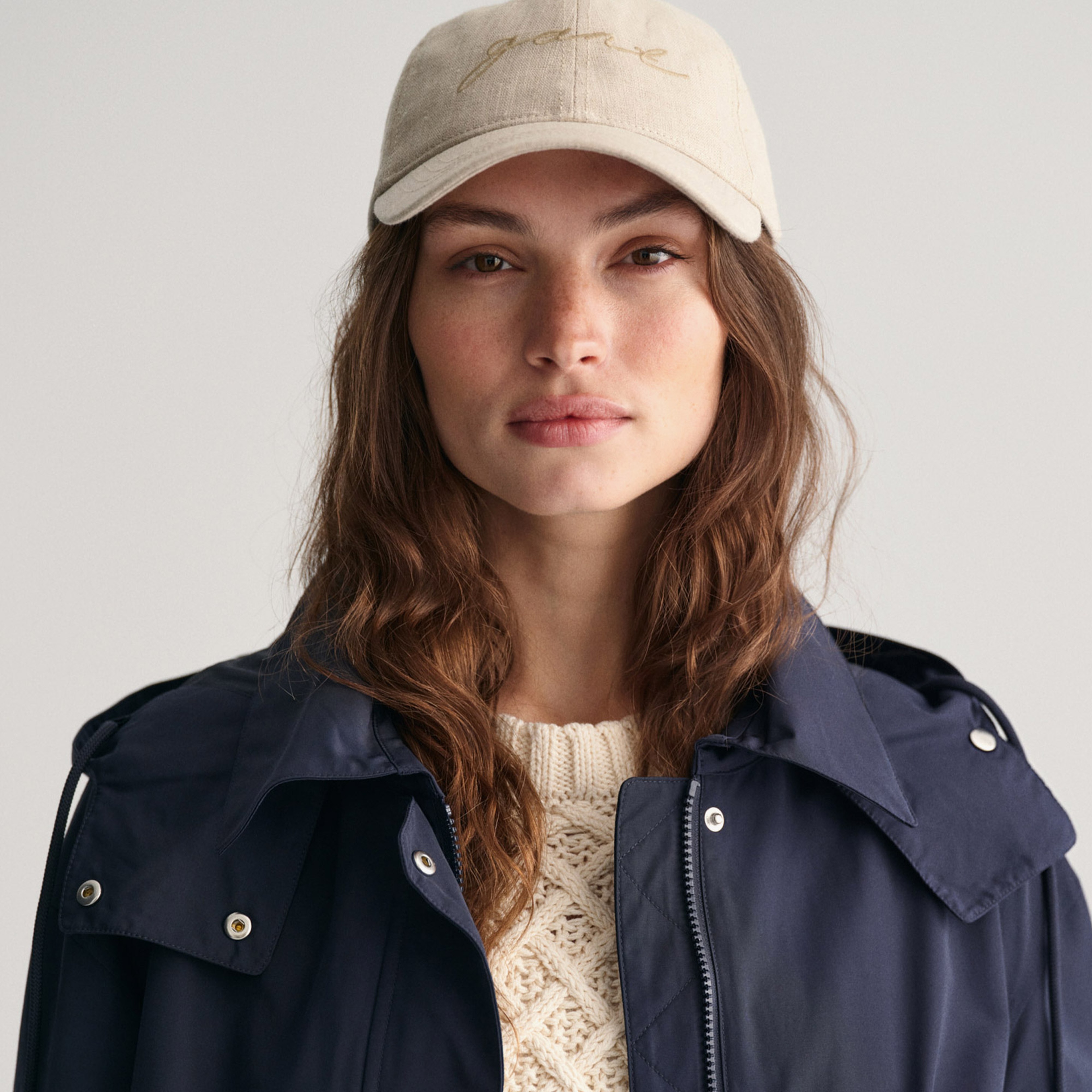 GANT Kadın Lacivert Regular Fit Kapüşonlu Ceket