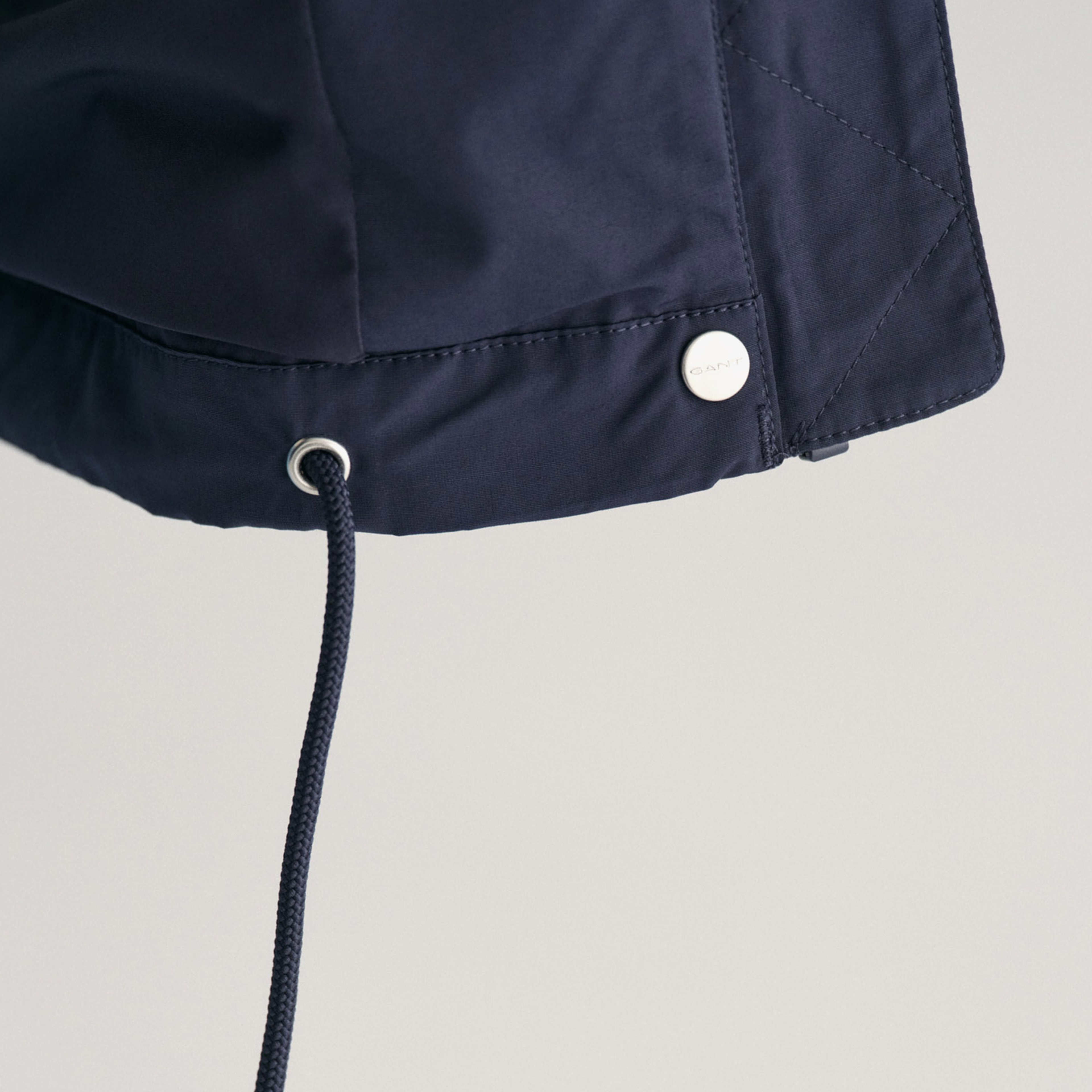 GANT Kadın Lacivert Regular Fit Kapüşonlu Ceket