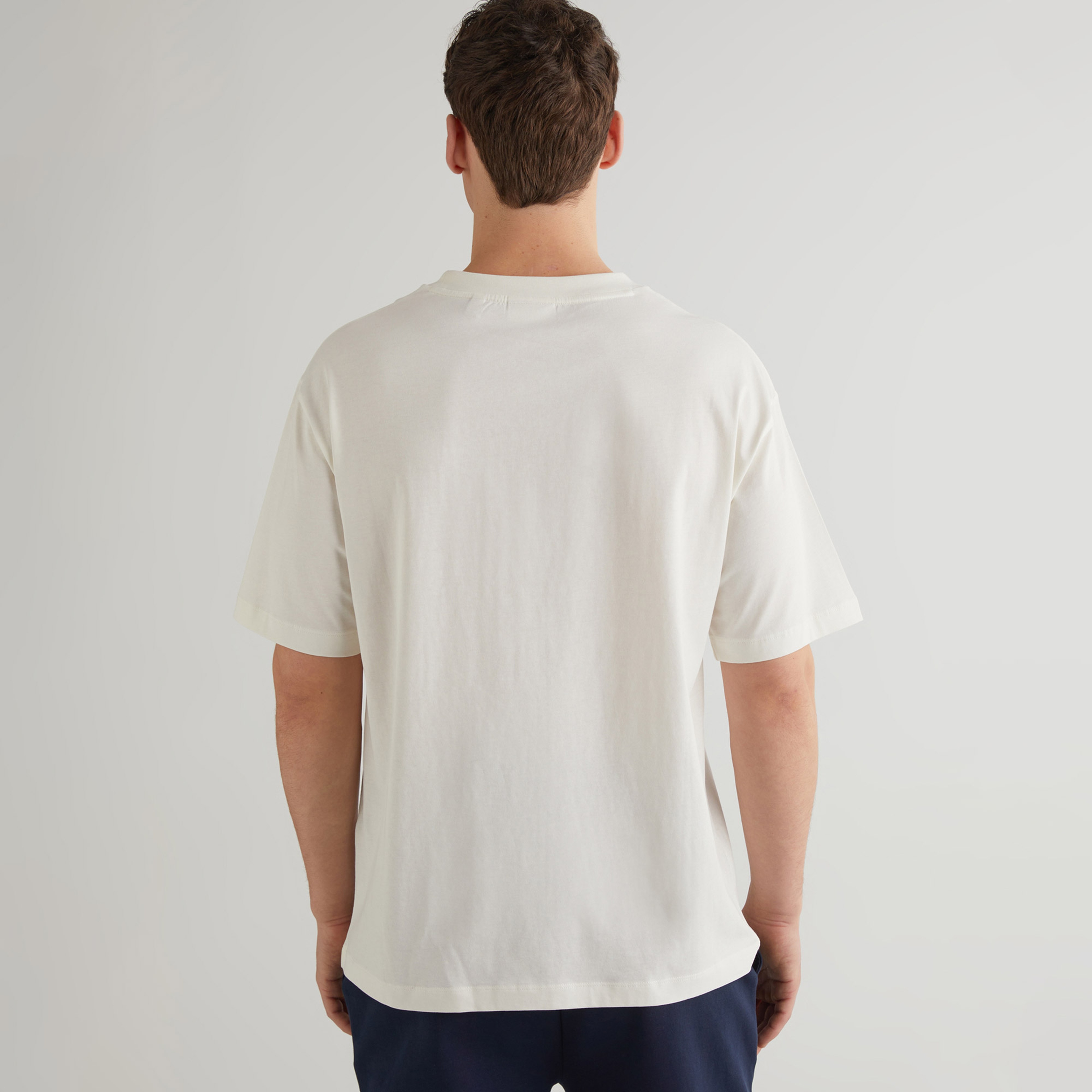 GANT Erkek Krem Relaxed Fit Bisiklet Yaka Logolu T-shirt