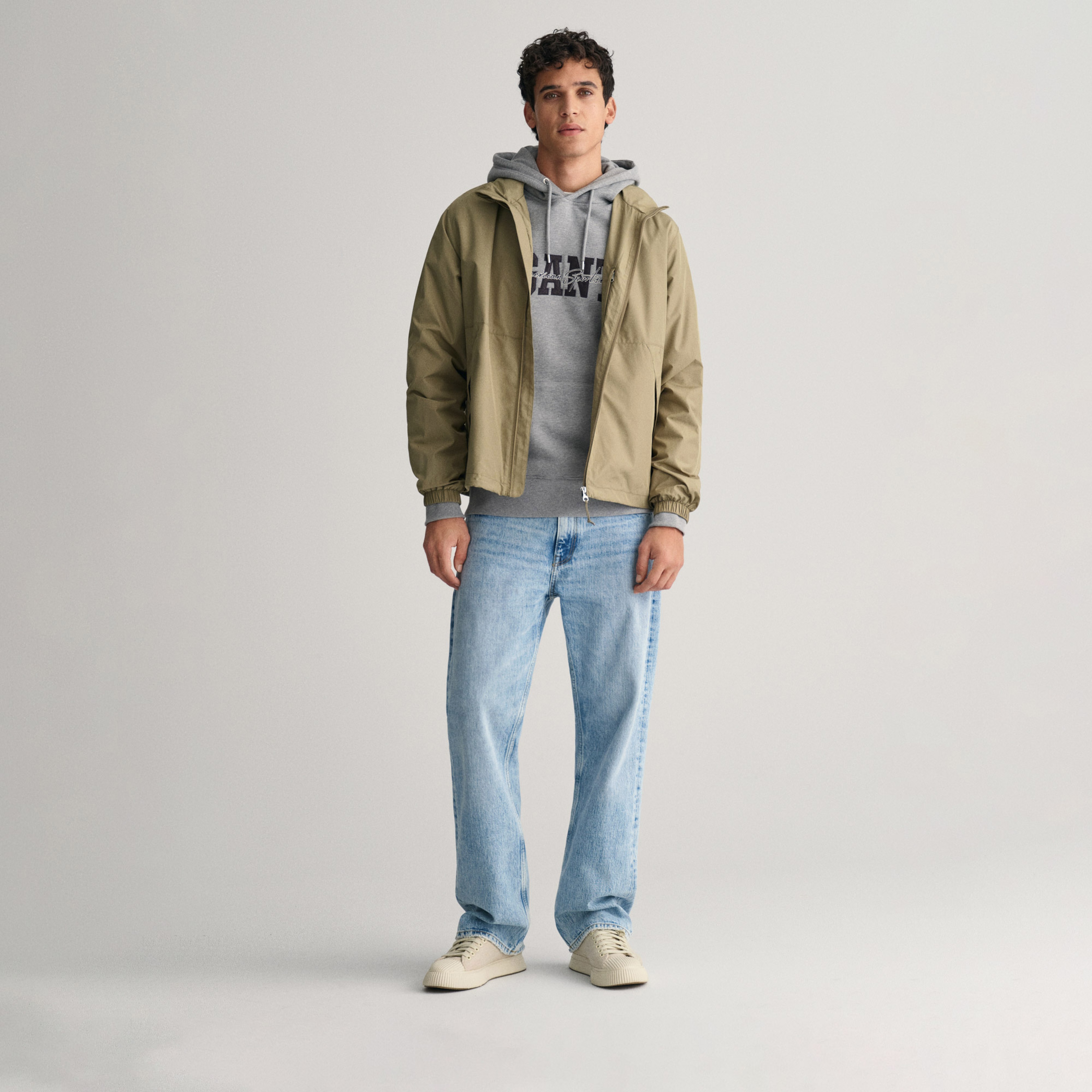 GANT Erkek Gri Regular Fit Kapüşonlu Logolu Sweatshirt