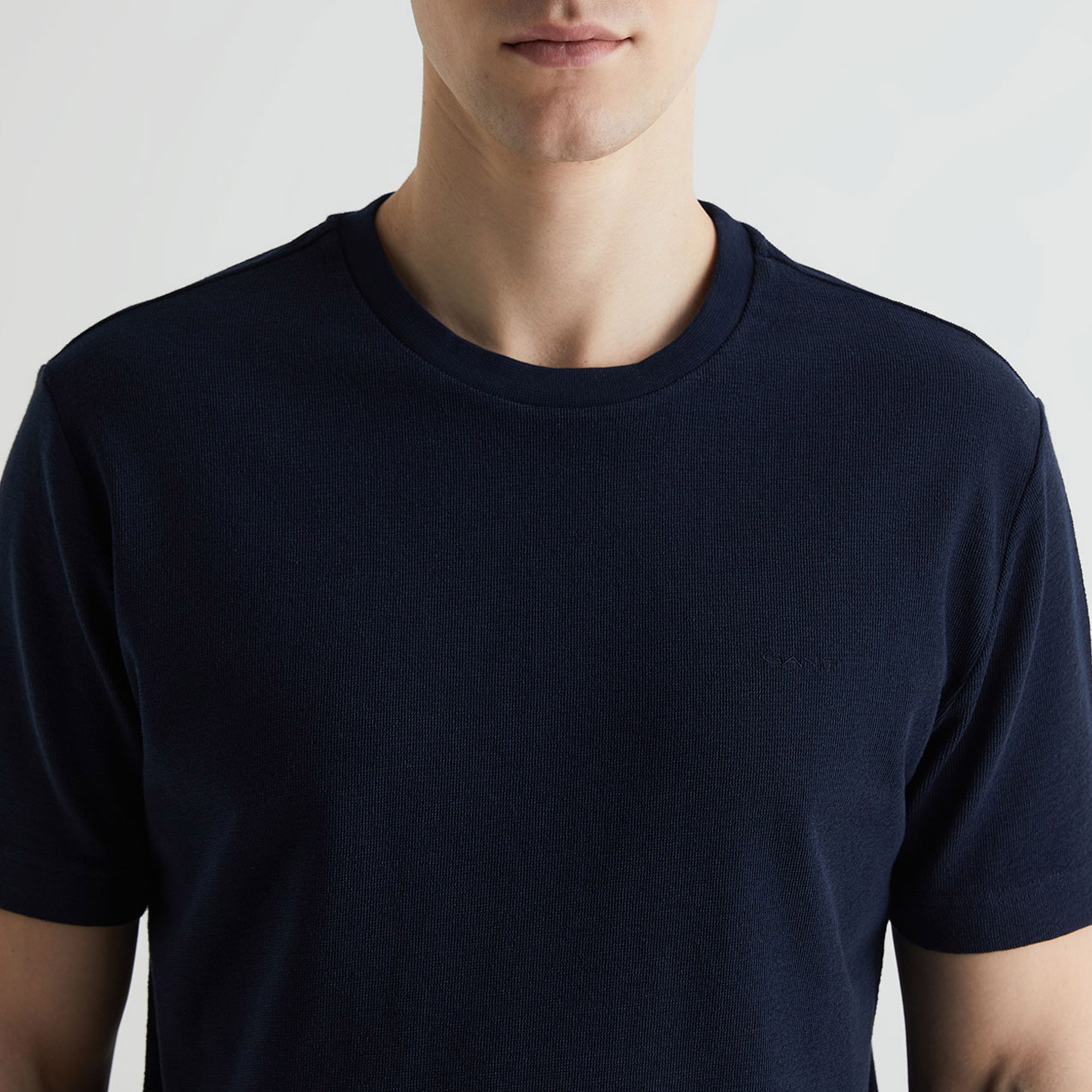 GANT Erkek Lacivert Regular Fit T-Shirt