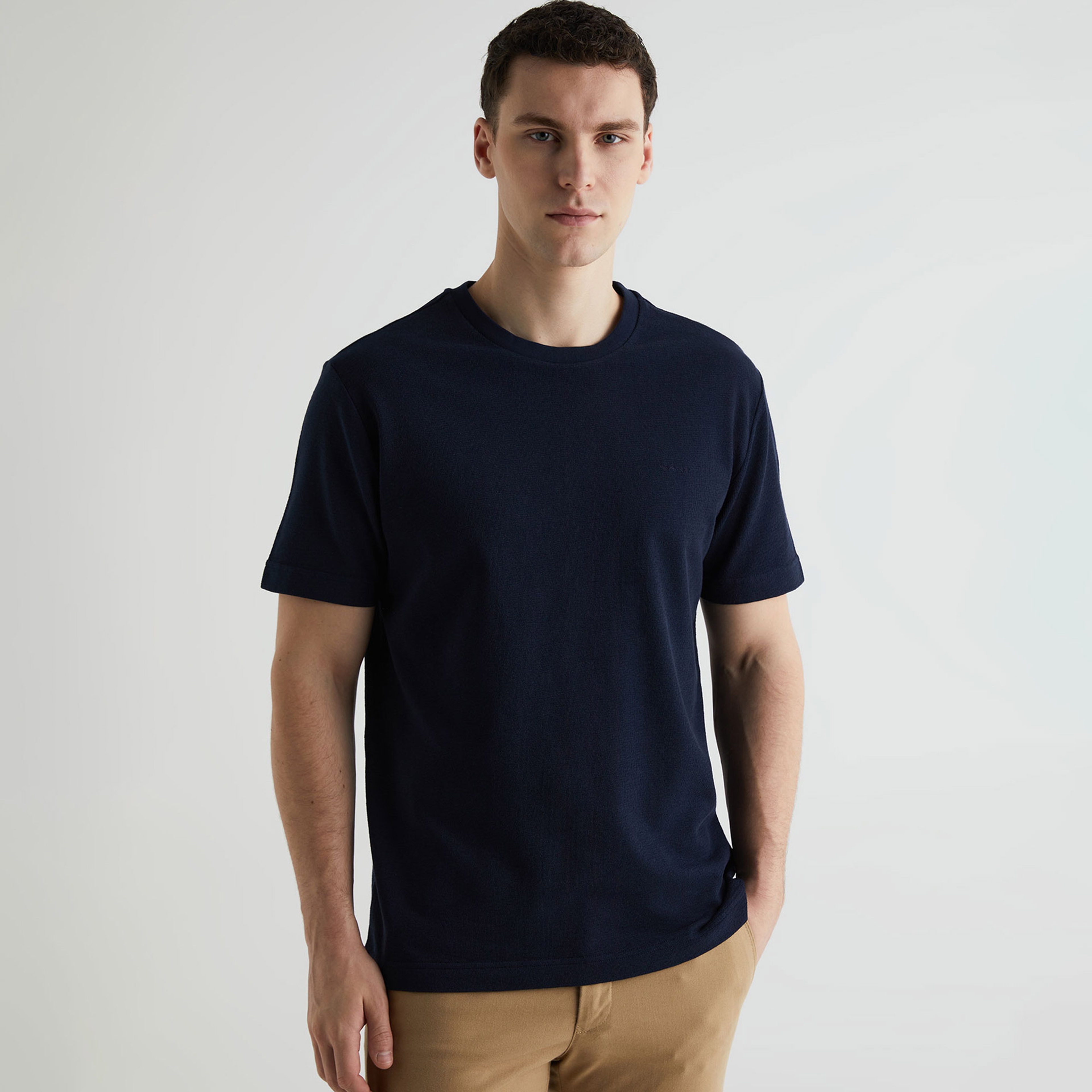 GANT Erkek Lacivert Regular Fit T-Shirt