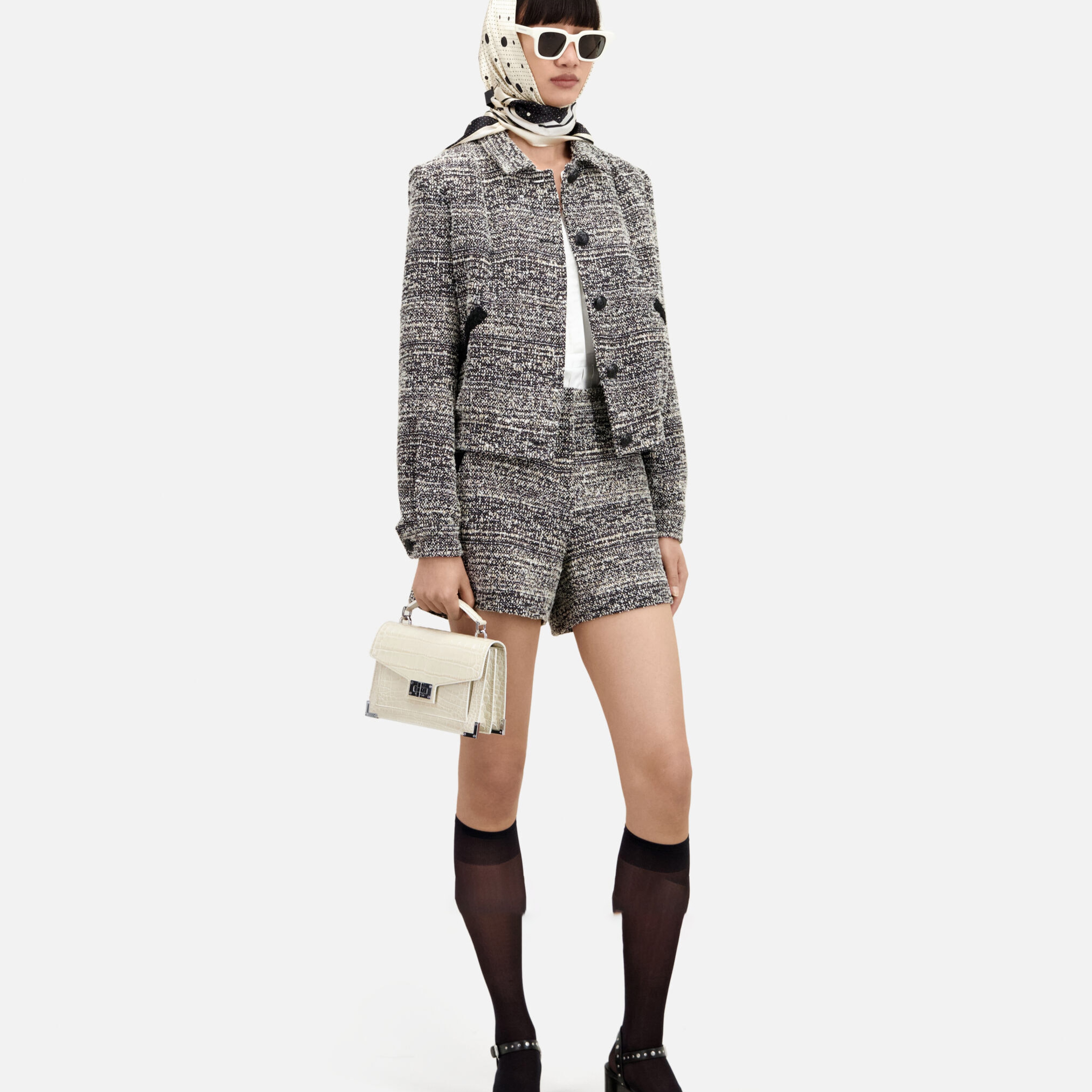 KADIN SİYAH AYAKKABI