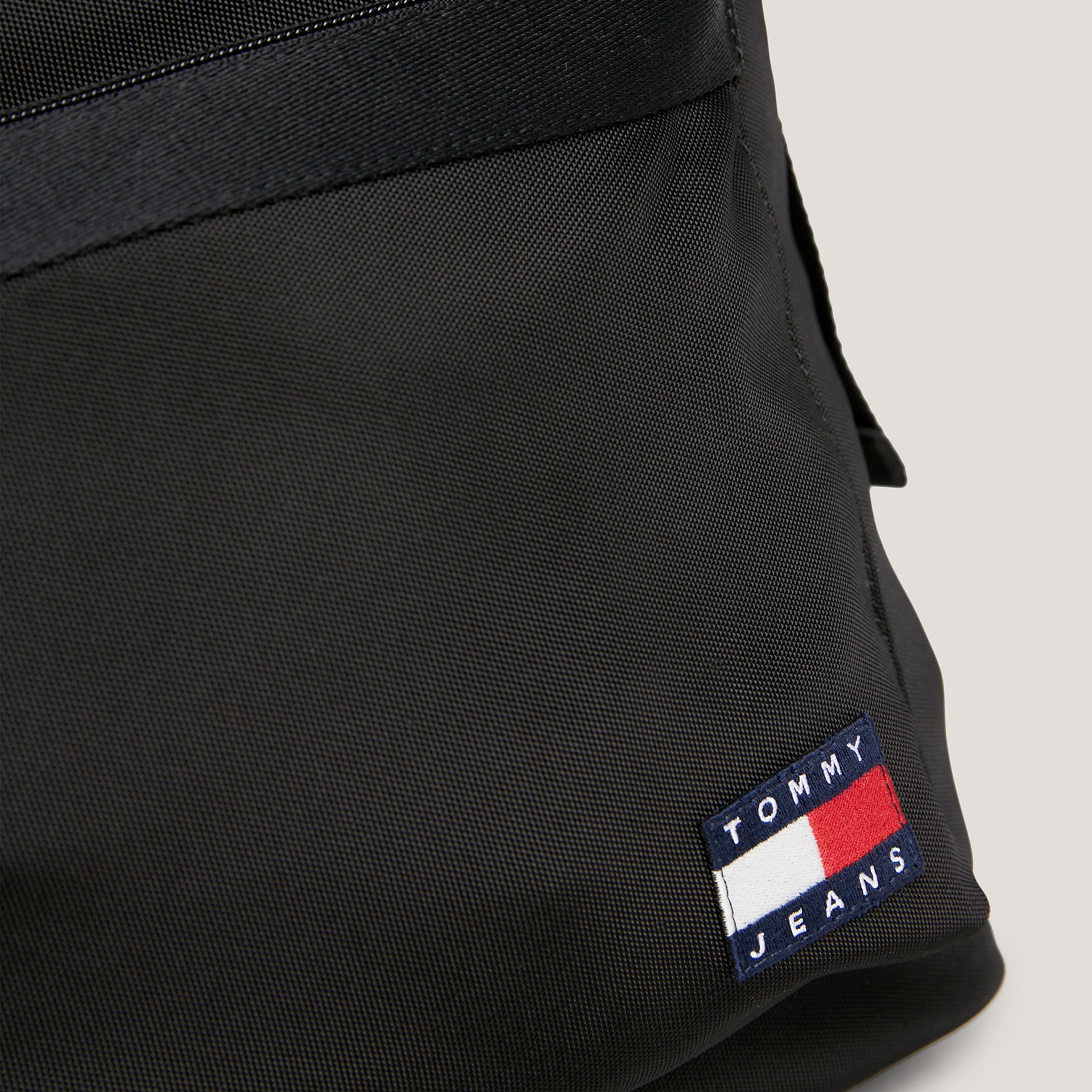 Tommy Hilfiger Erkek Siyah Sırt Çantası