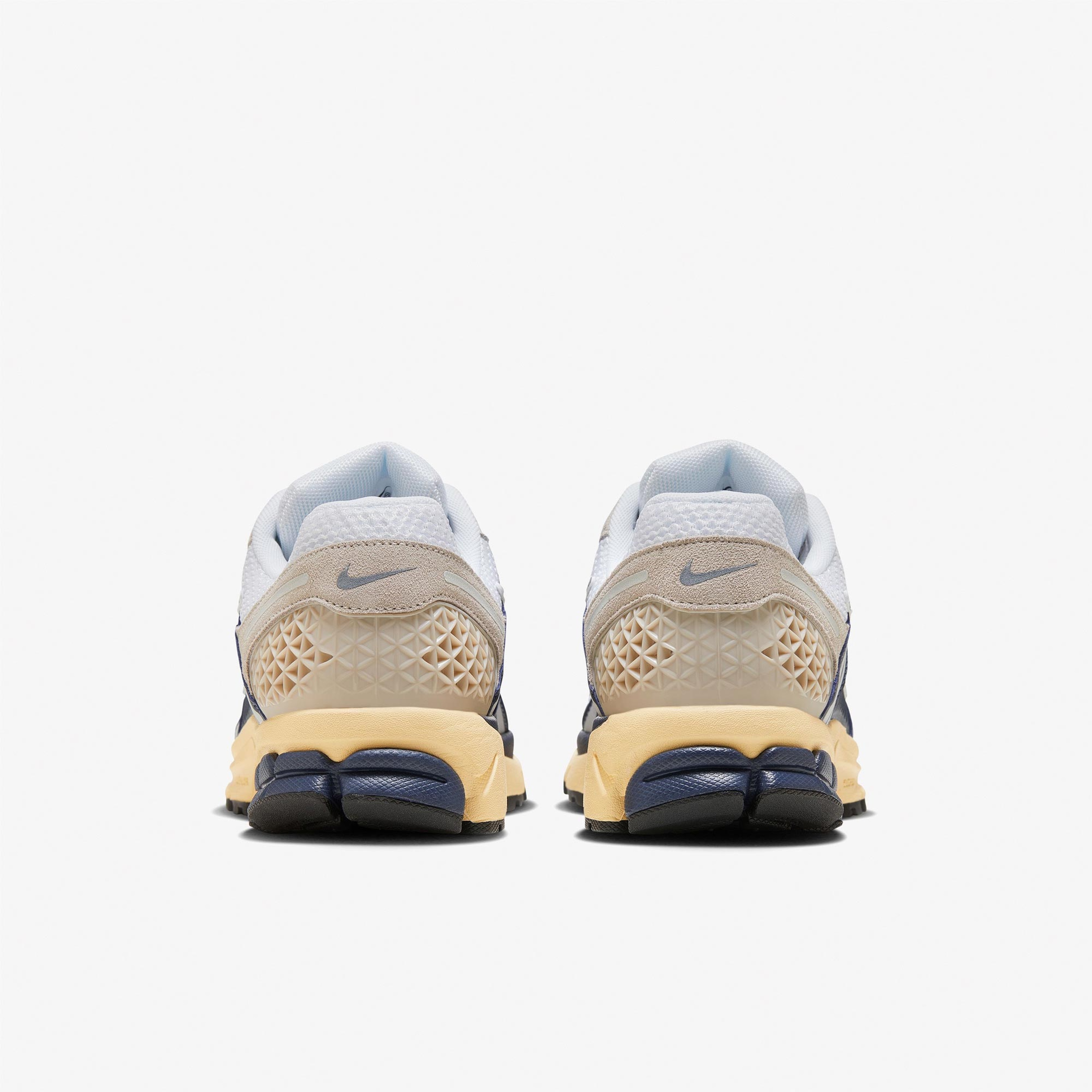 Nike Zoom Vomero 5 Unisex Beyaz Spor Ayakkabı