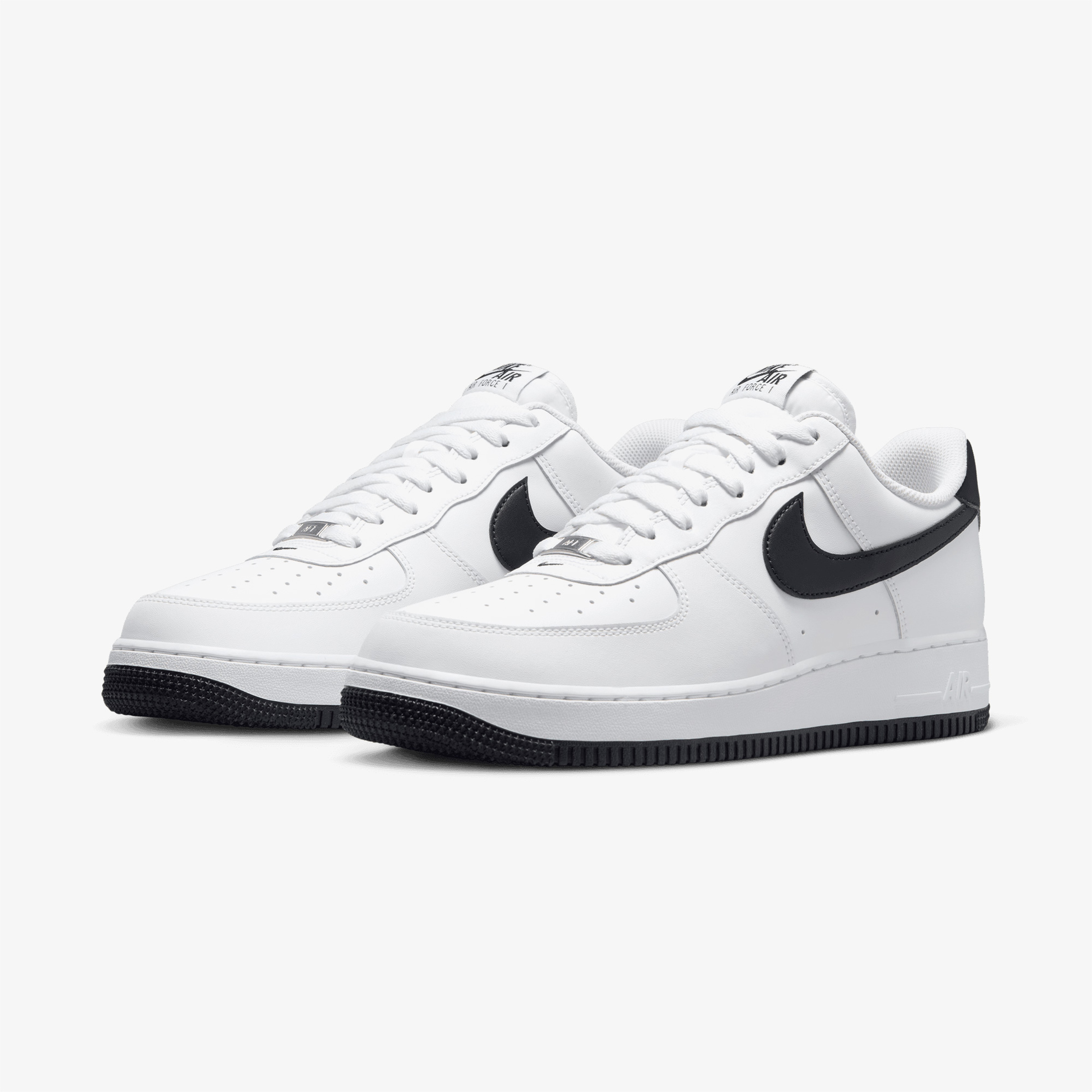 Nike Air Force 1 '07 Erkek Beyaz Sneaker