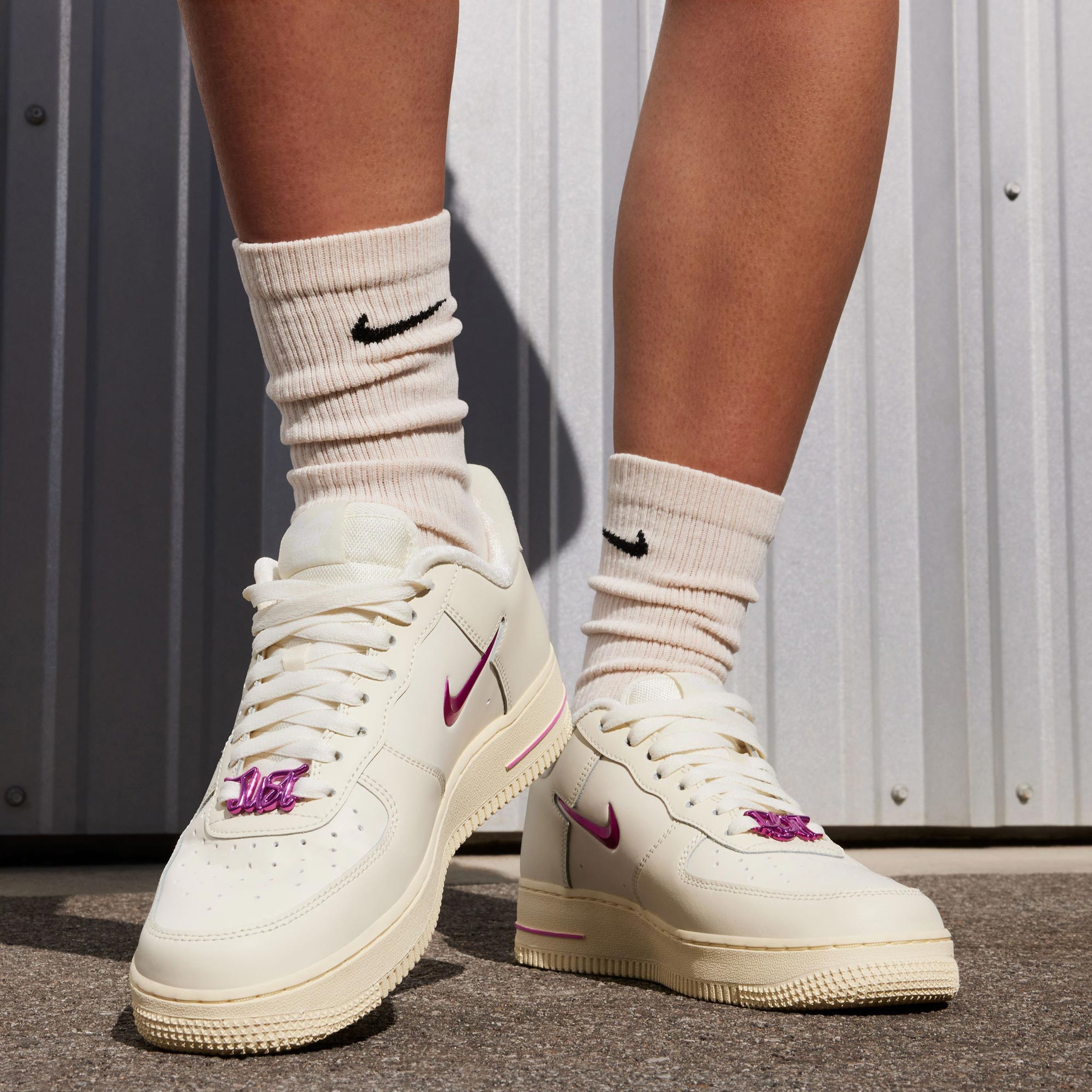 Nike Air Force 1 07 Sportswear Kadın Beyaz Spor Ayakkabı
