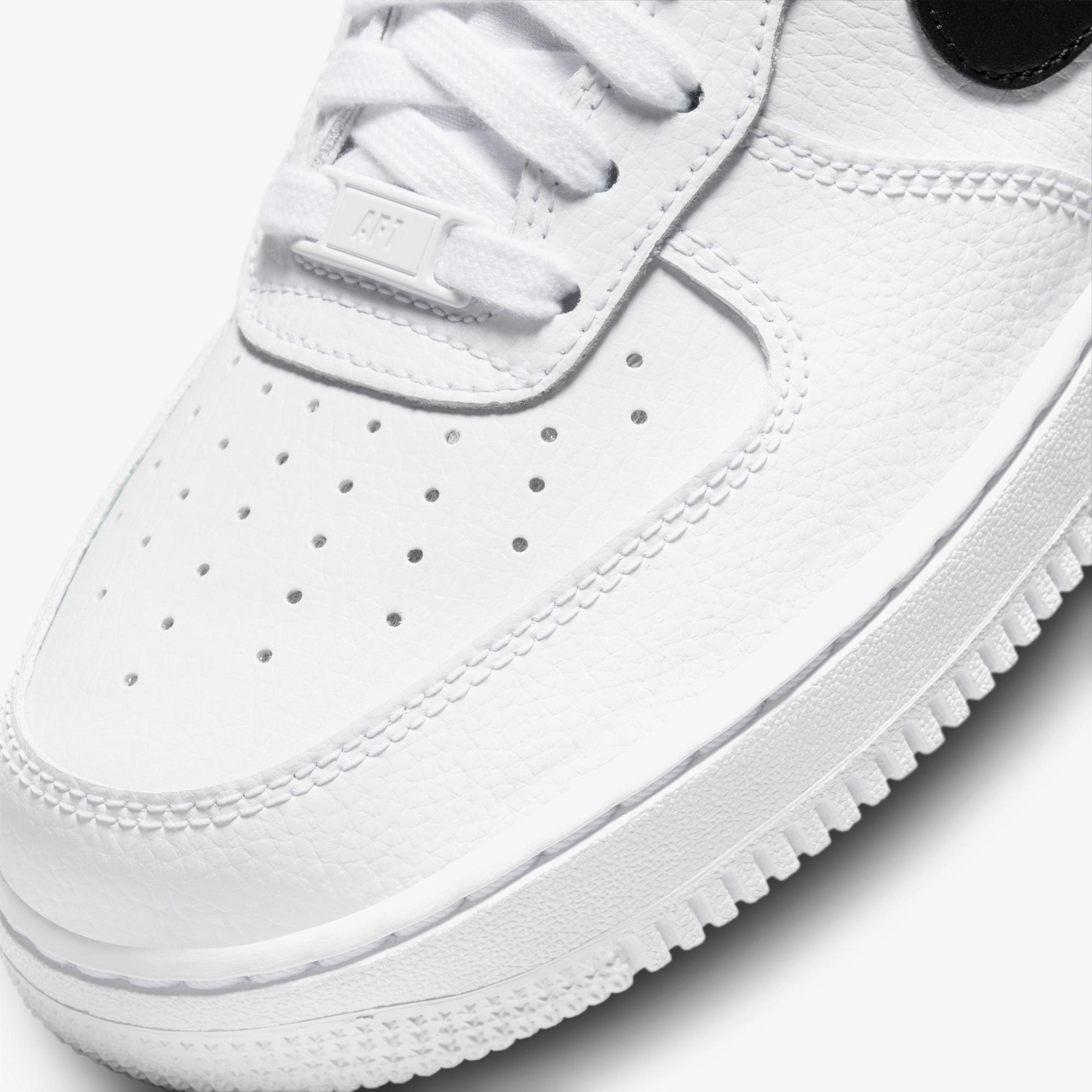 Nike Air Force 1 '07 Kadın Beyaz Sneaker