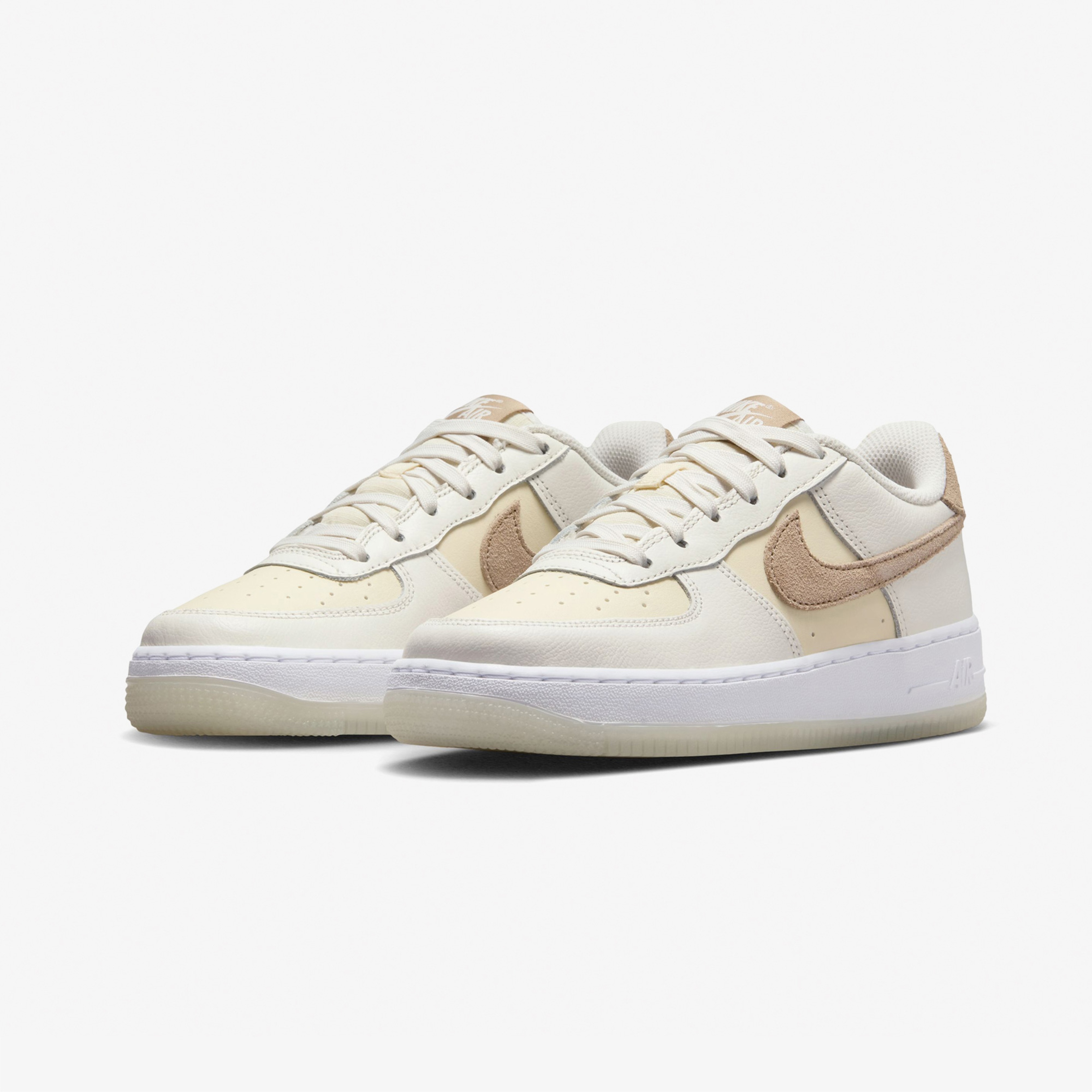 Nike Air Force 1 LV8 5 Çocuk Beyaz Sneaker