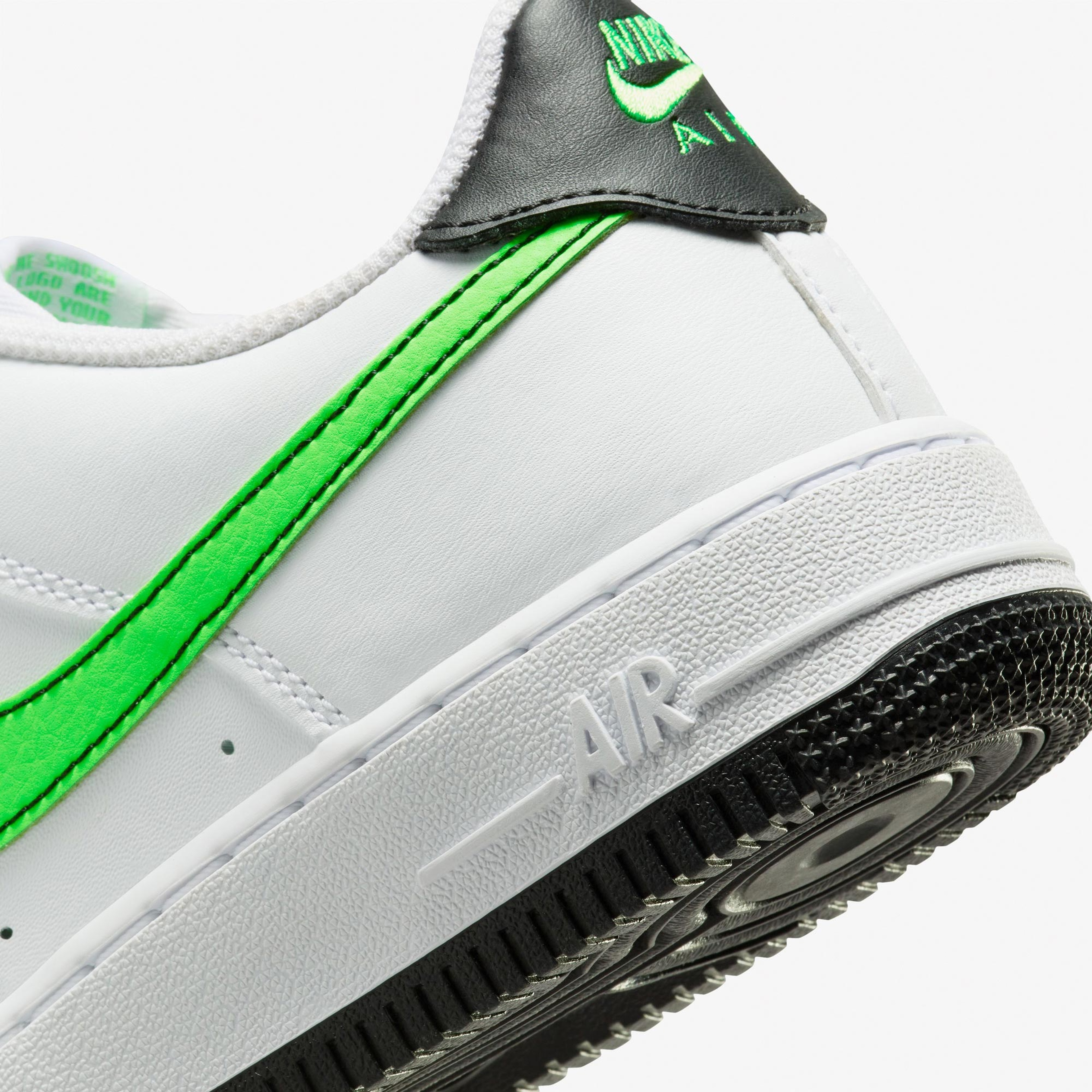 Nike Air Force 1 Kadın Beyaz Sneaker