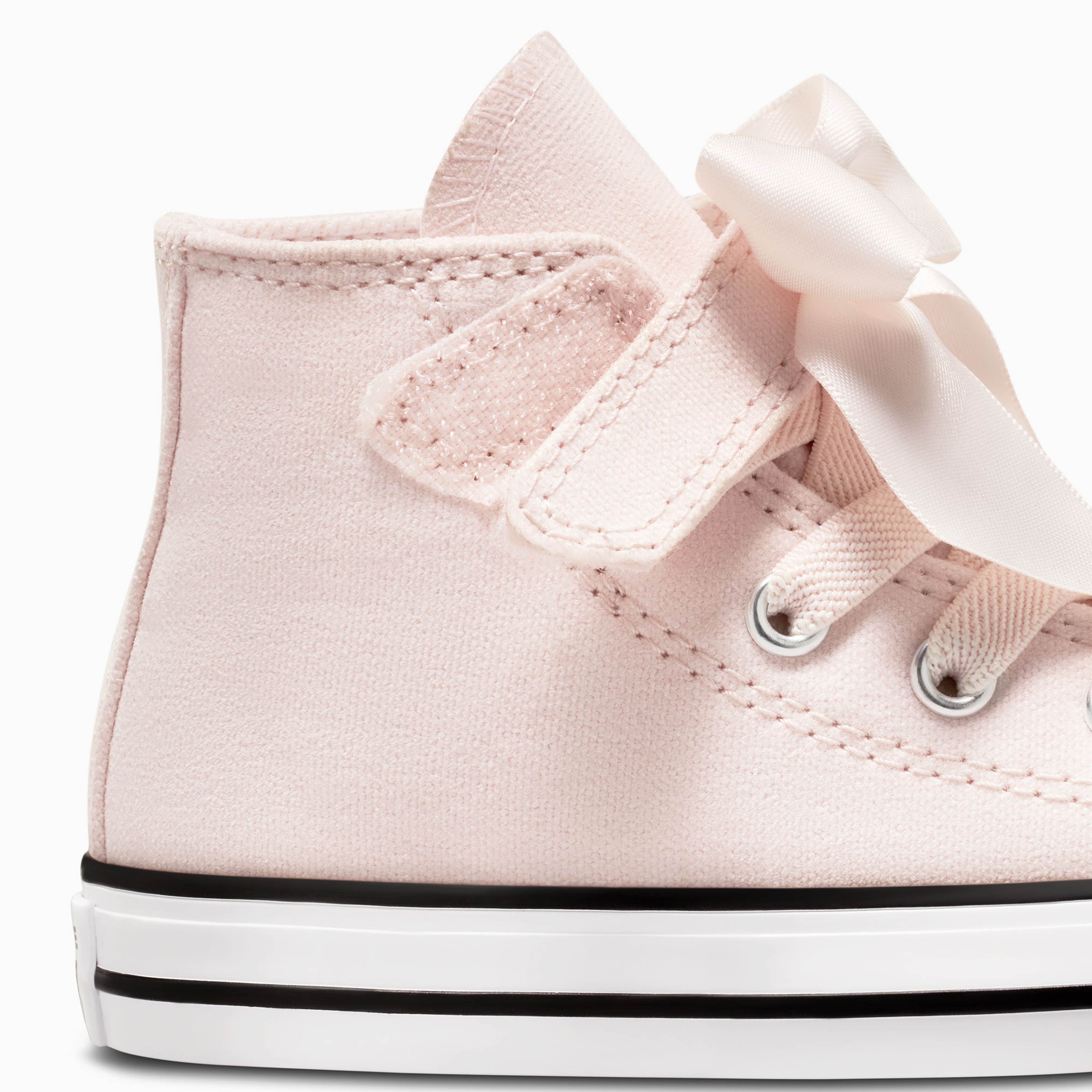 Converse Chuck Taylor All Star Ruffles & Bows Easy-On Youth High Top Blush Hush Bebek Pembe Sneaker