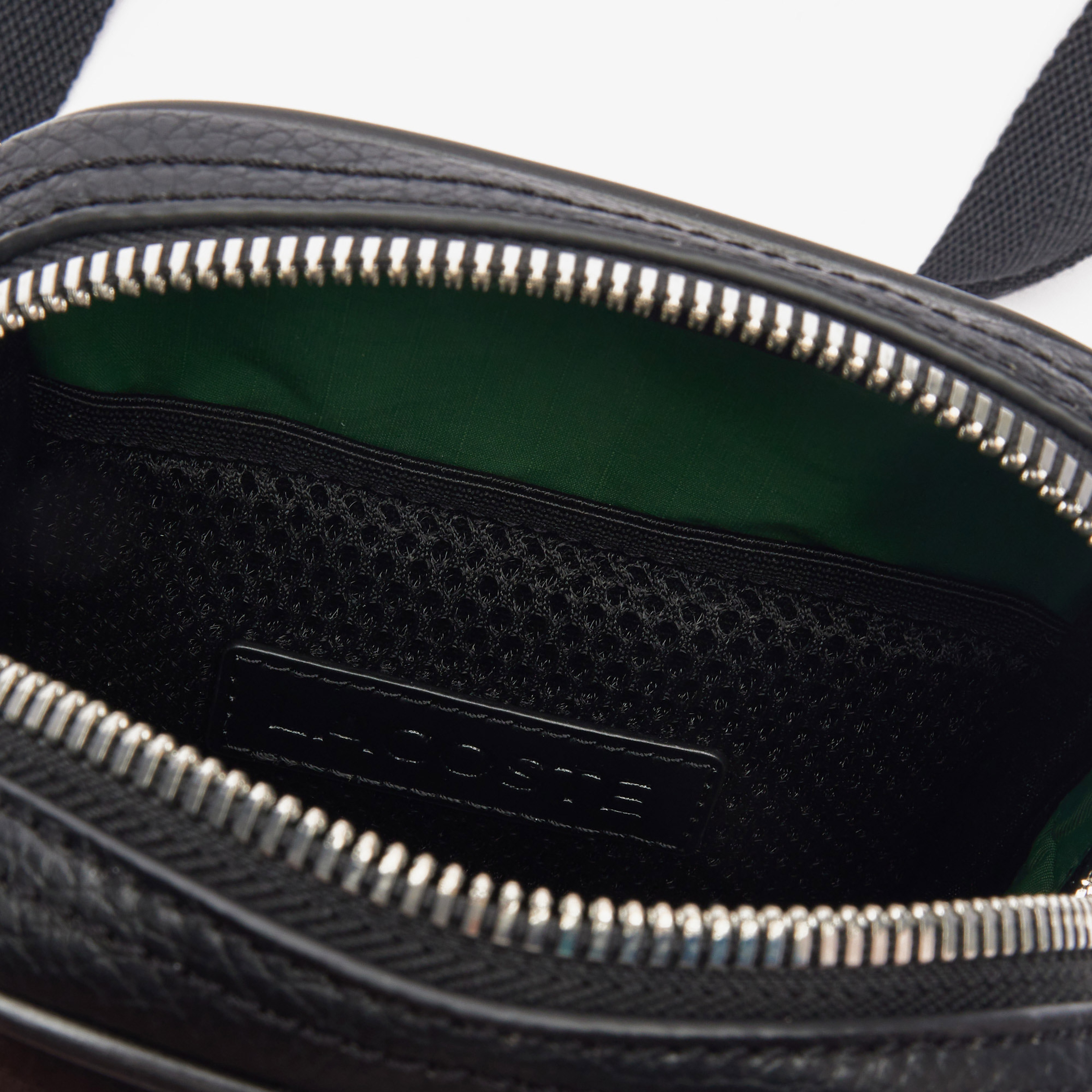 Small Angy Grain Shoulder Bag