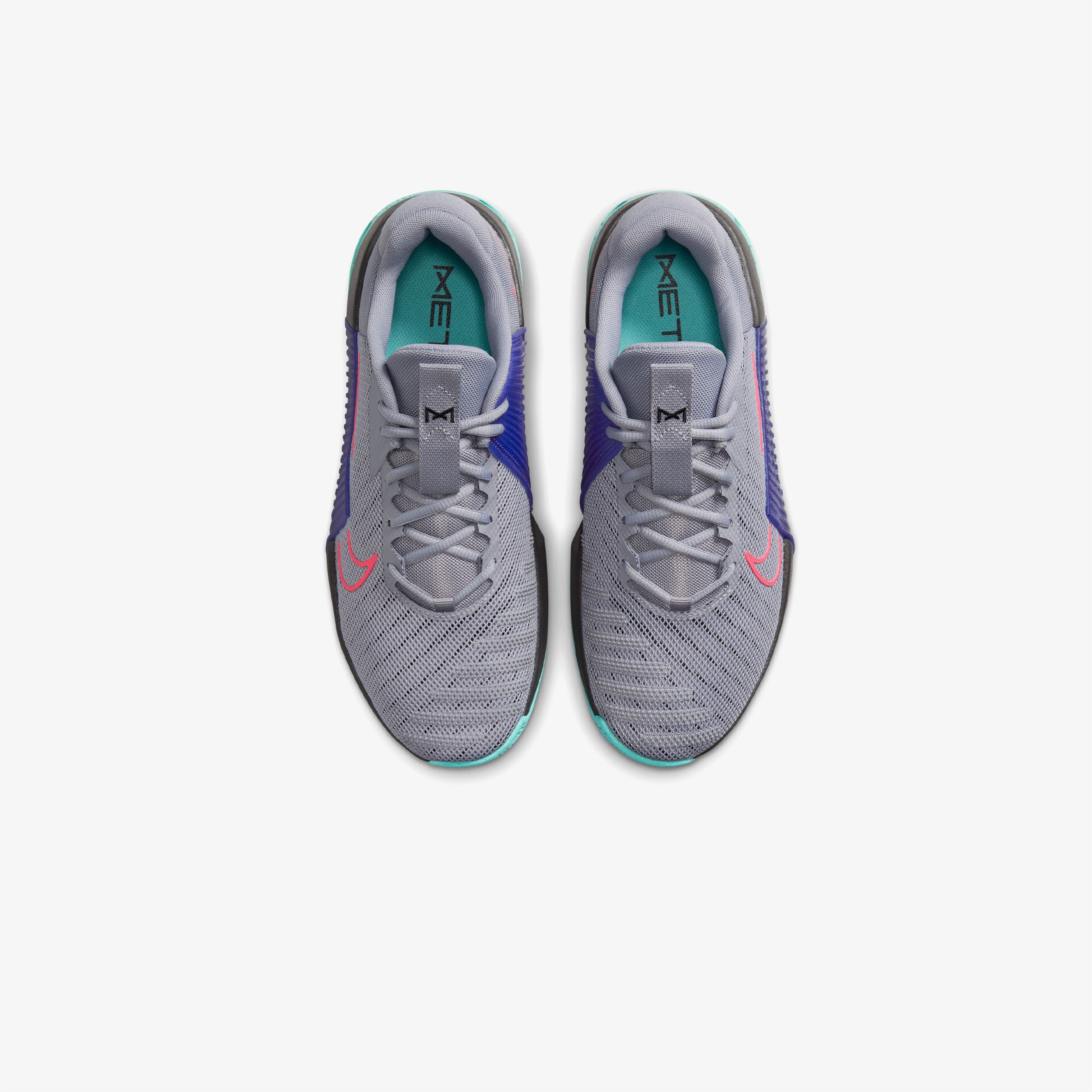 Nike Erkek Gri Antrenman Ayakkabısı