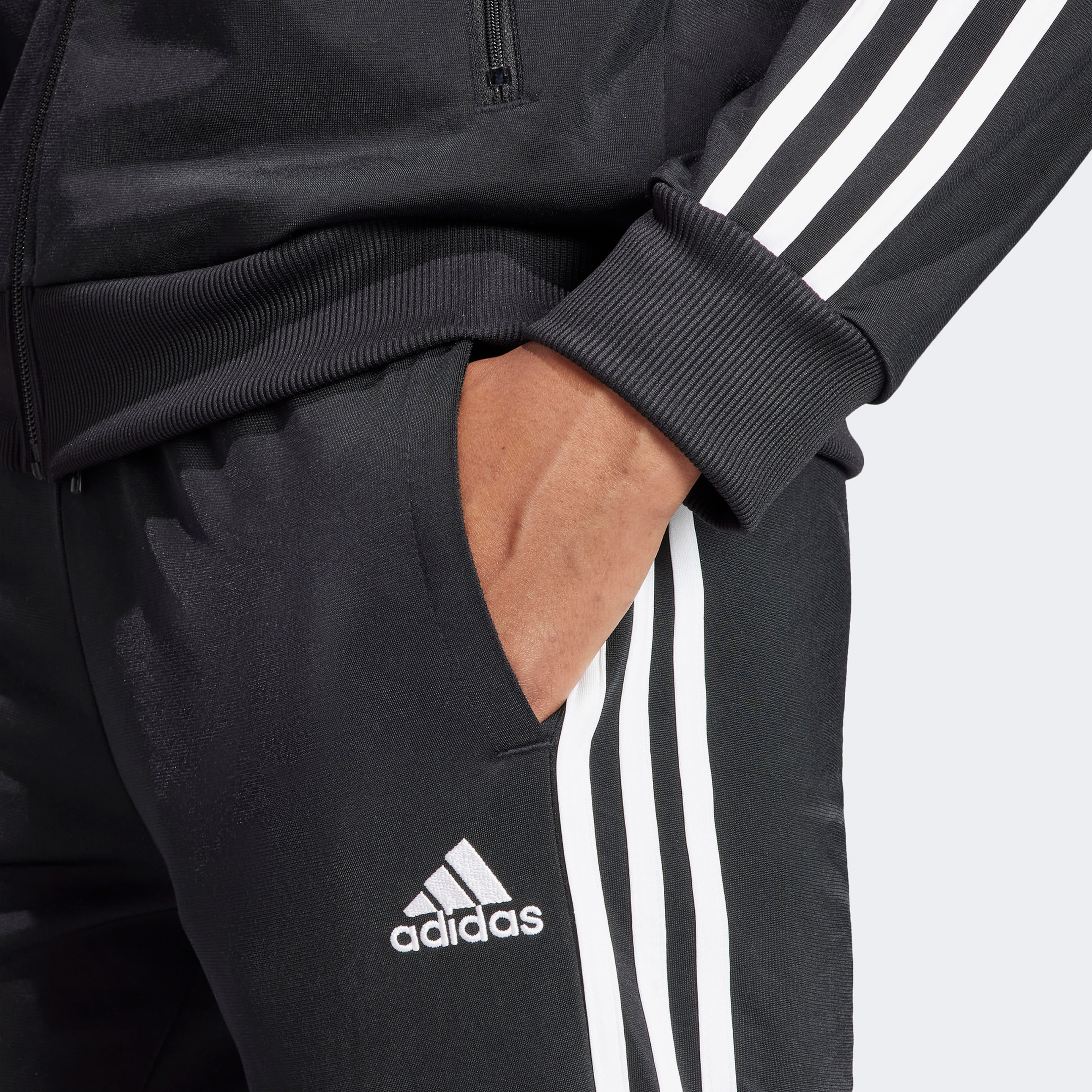 adidas Essentials 3-Stripes Kadın Siyah Eşofman Takımı
