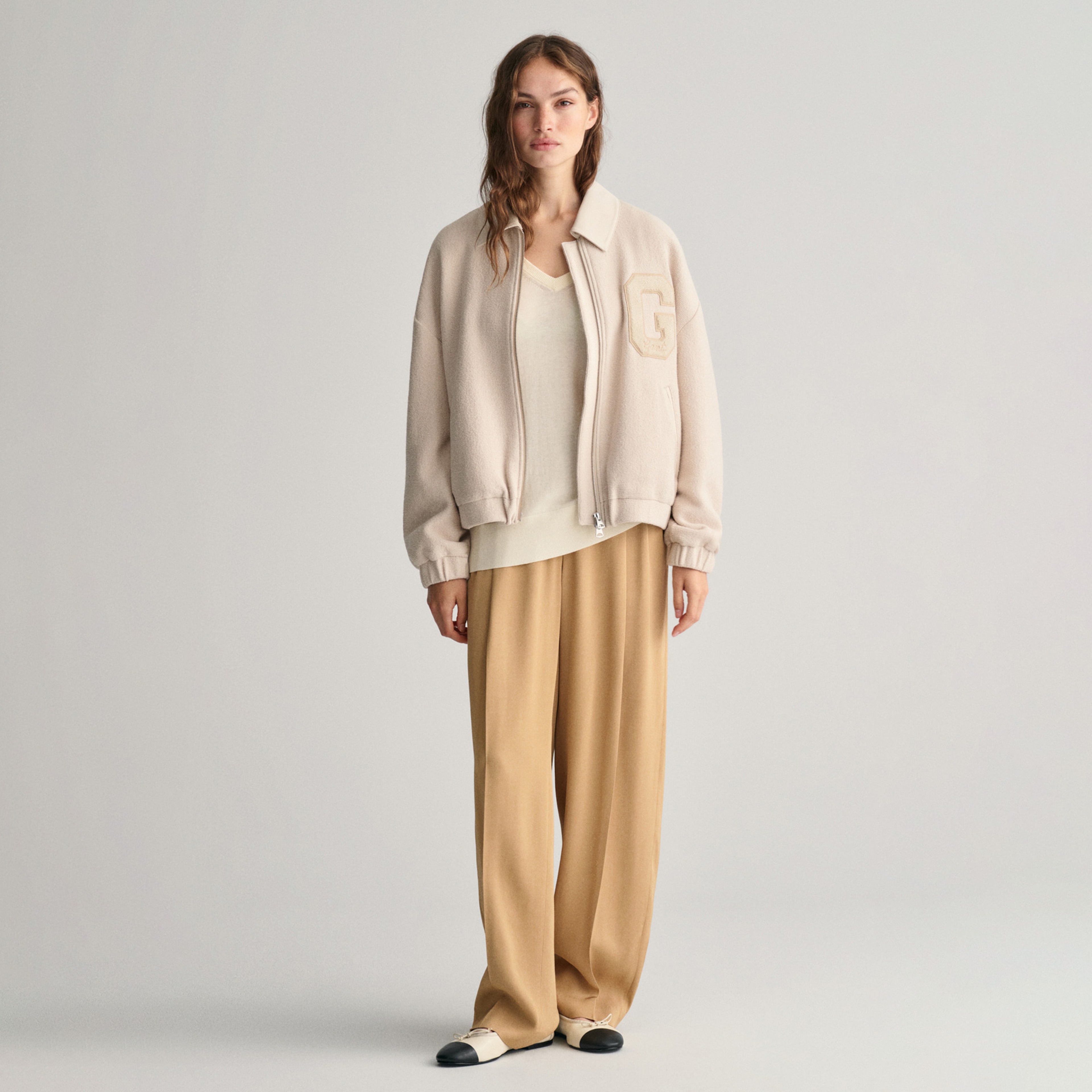 Gant Kadın Krem Regular Fit V Yaka Kazak