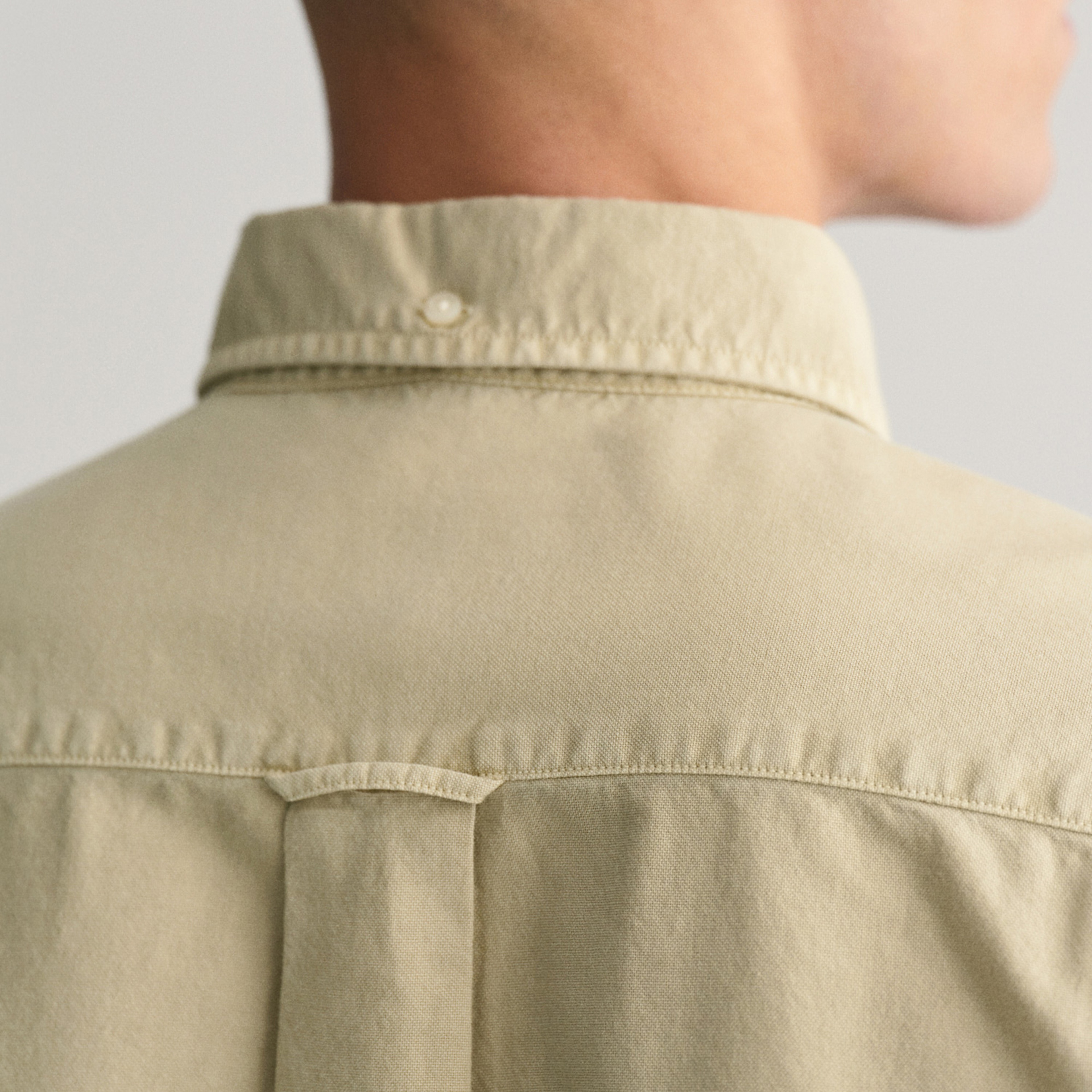 GANT Erkek Bej Regular Fit Düğmeli Yaka Oxford Gömlek