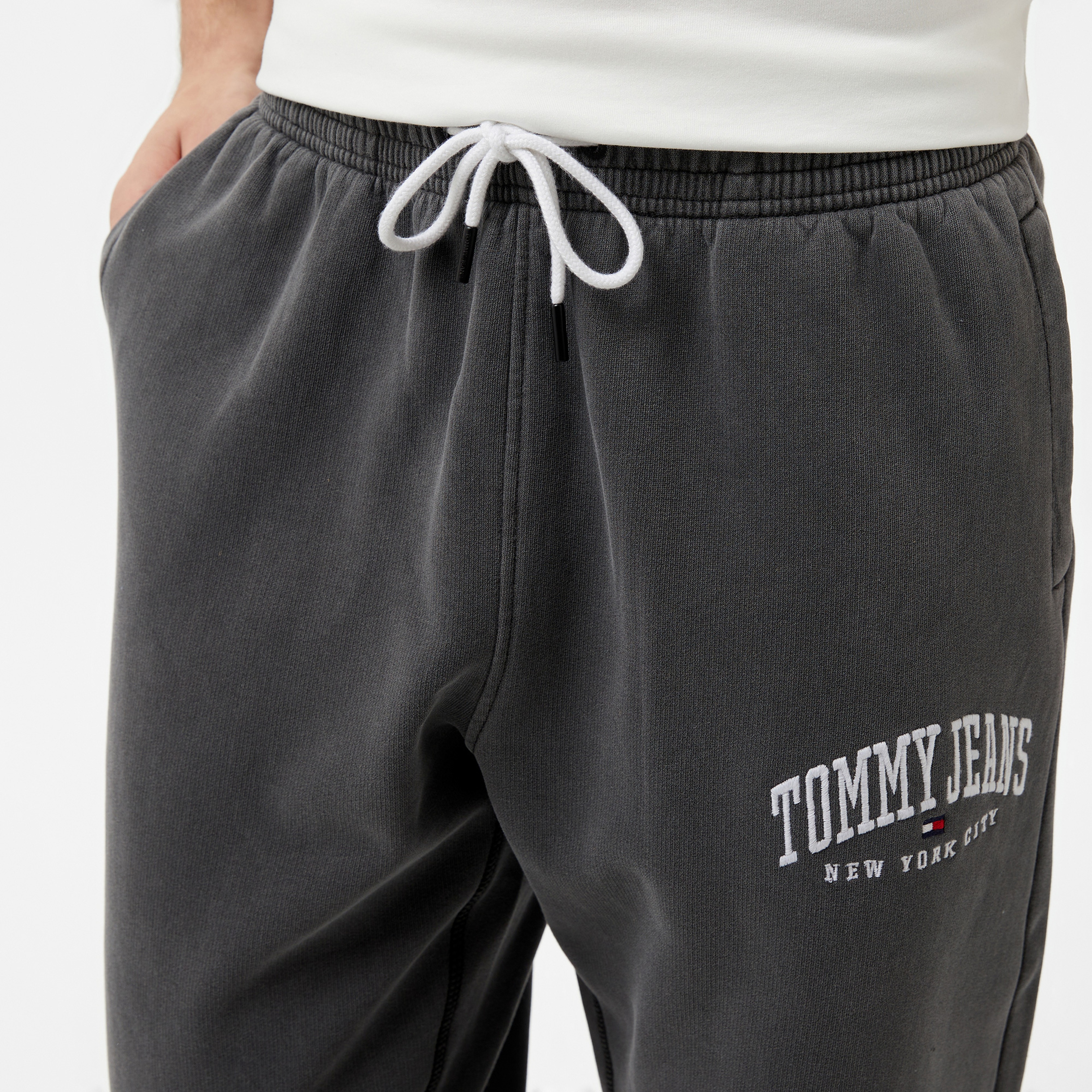 Tommy Jeans Rlx Varsity Erkek Siyah Eşofman Altı