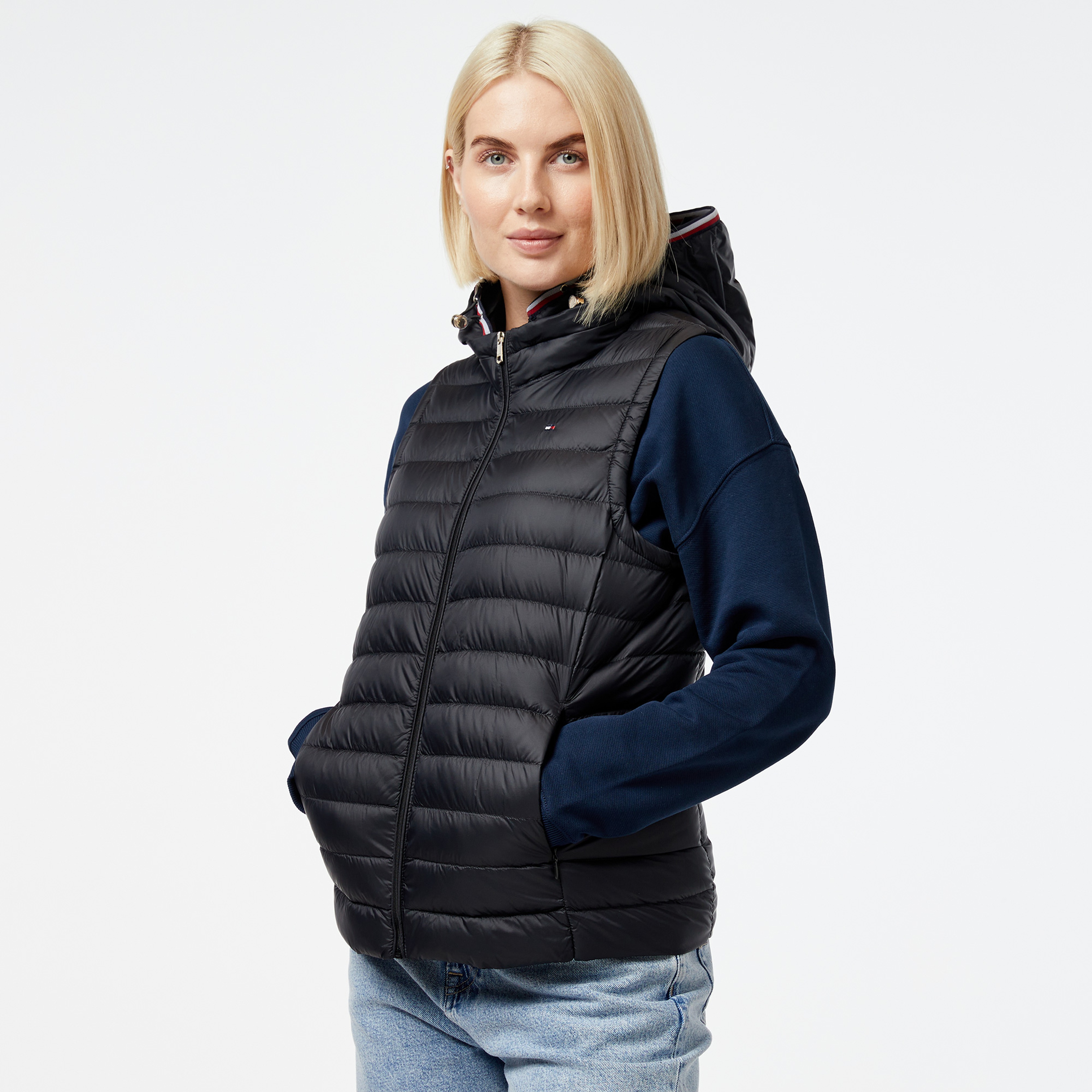 Tommy Hilfiger Kadın Siyah Mont