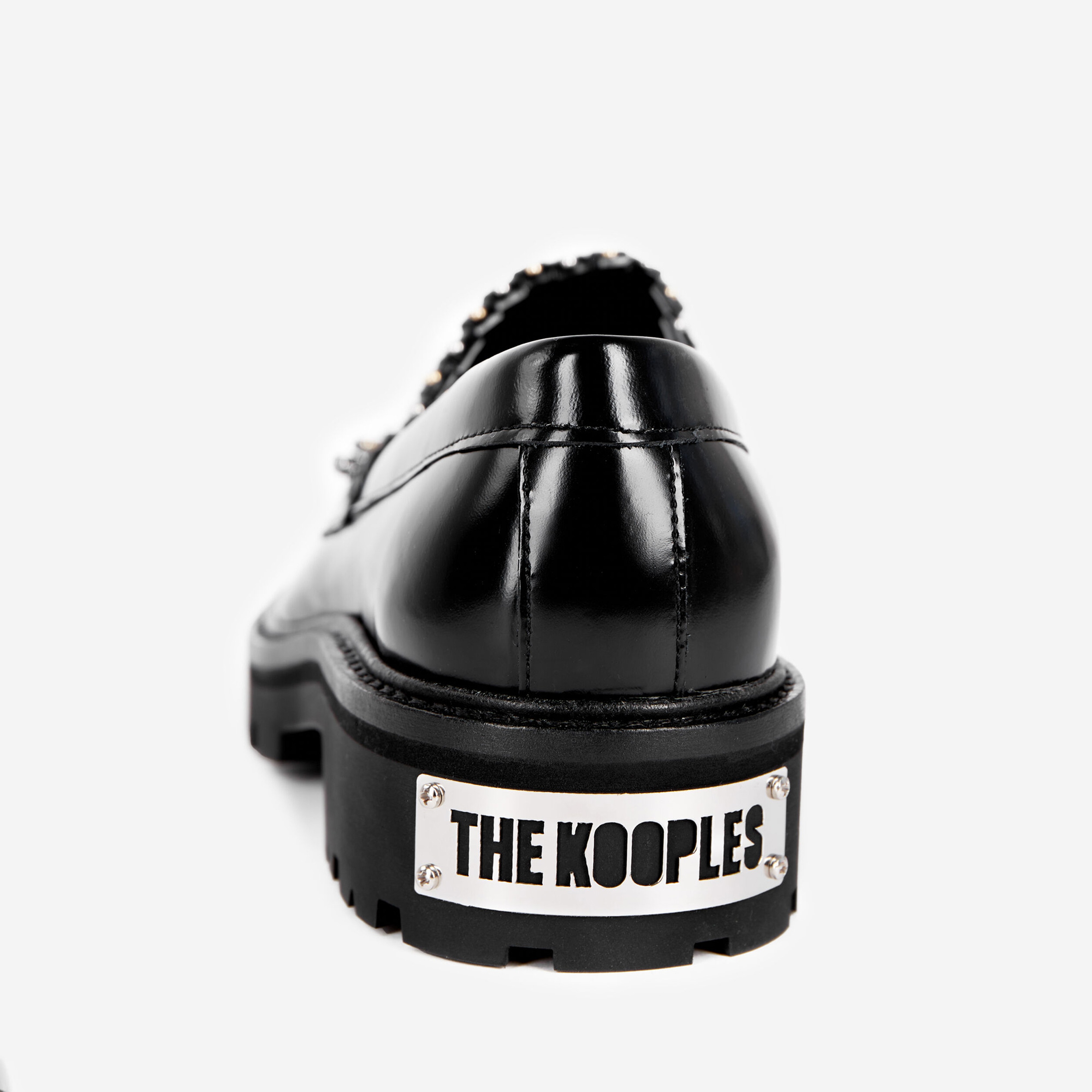 KADIN SİYAH AYAKKABI