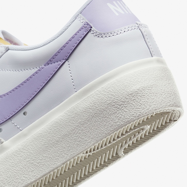 Nike Beyaz Nike Blazer Low Platform