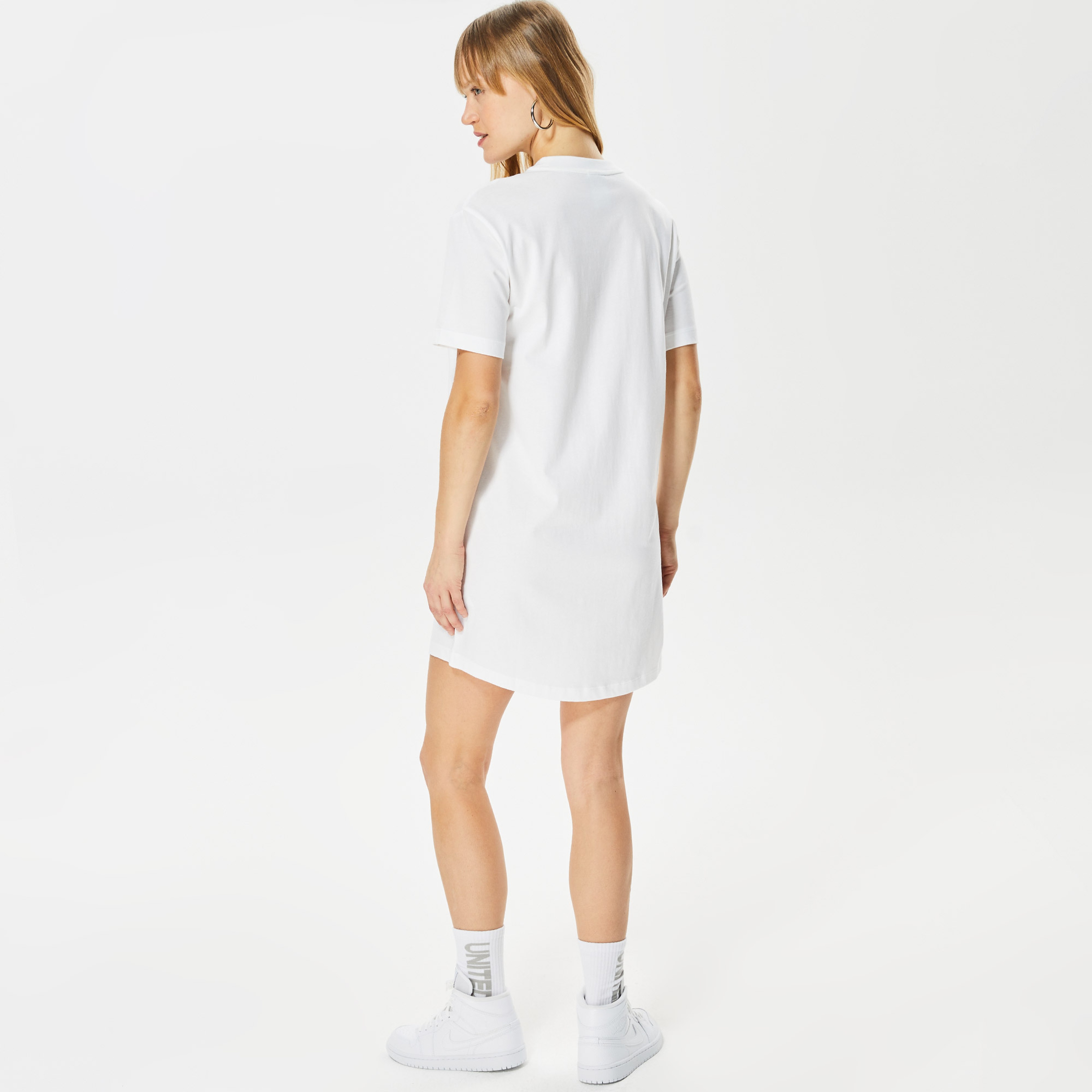 Nike Sportswear Essential Kadın Beyaz Elbise