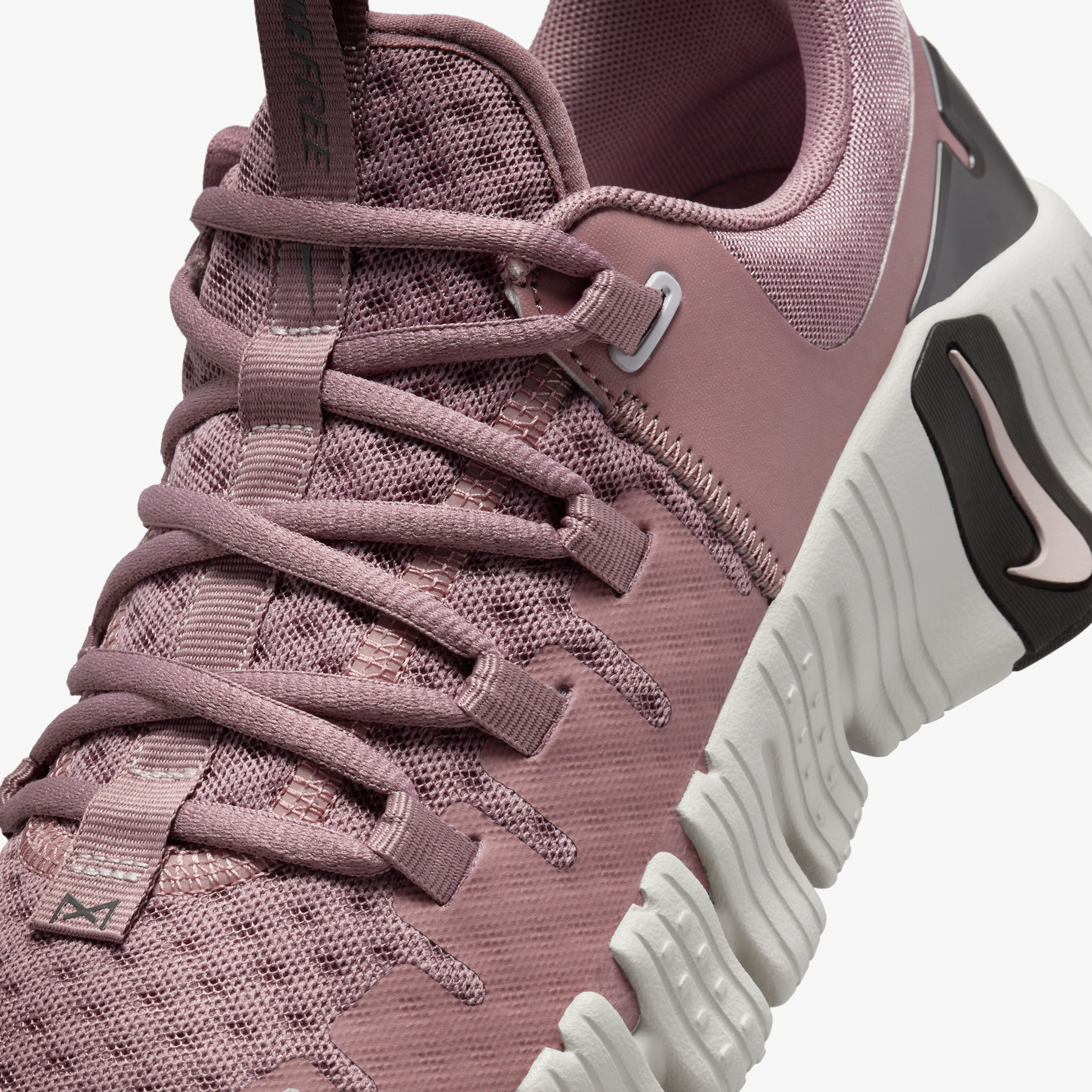 Nike Free Metcon 5 Kadın Pembe Spor Ayakkabı