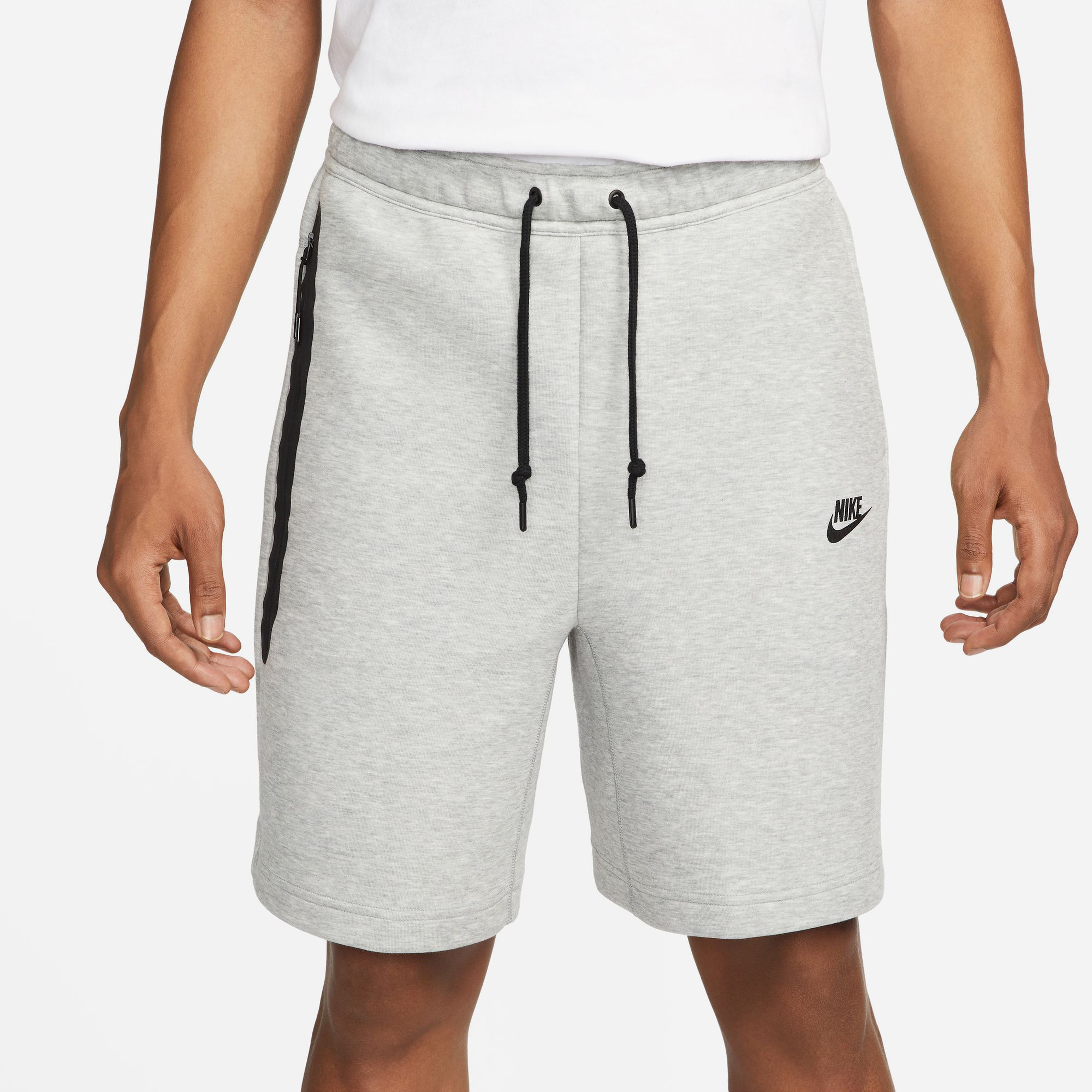 Nike Tech Fleece Erkek Gri Şort
