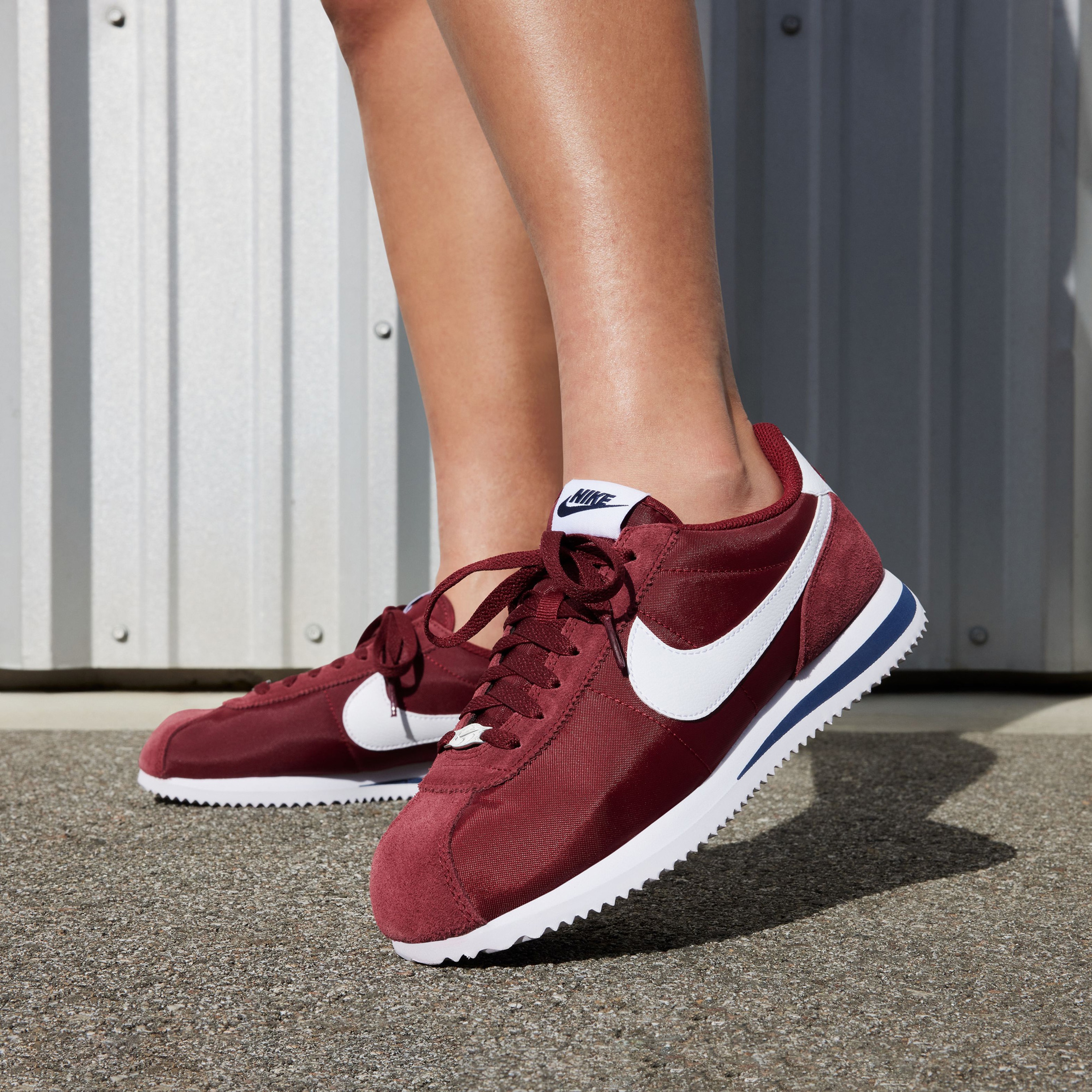 Nike Cortez Textile Kadın Kırmızı Sneaker