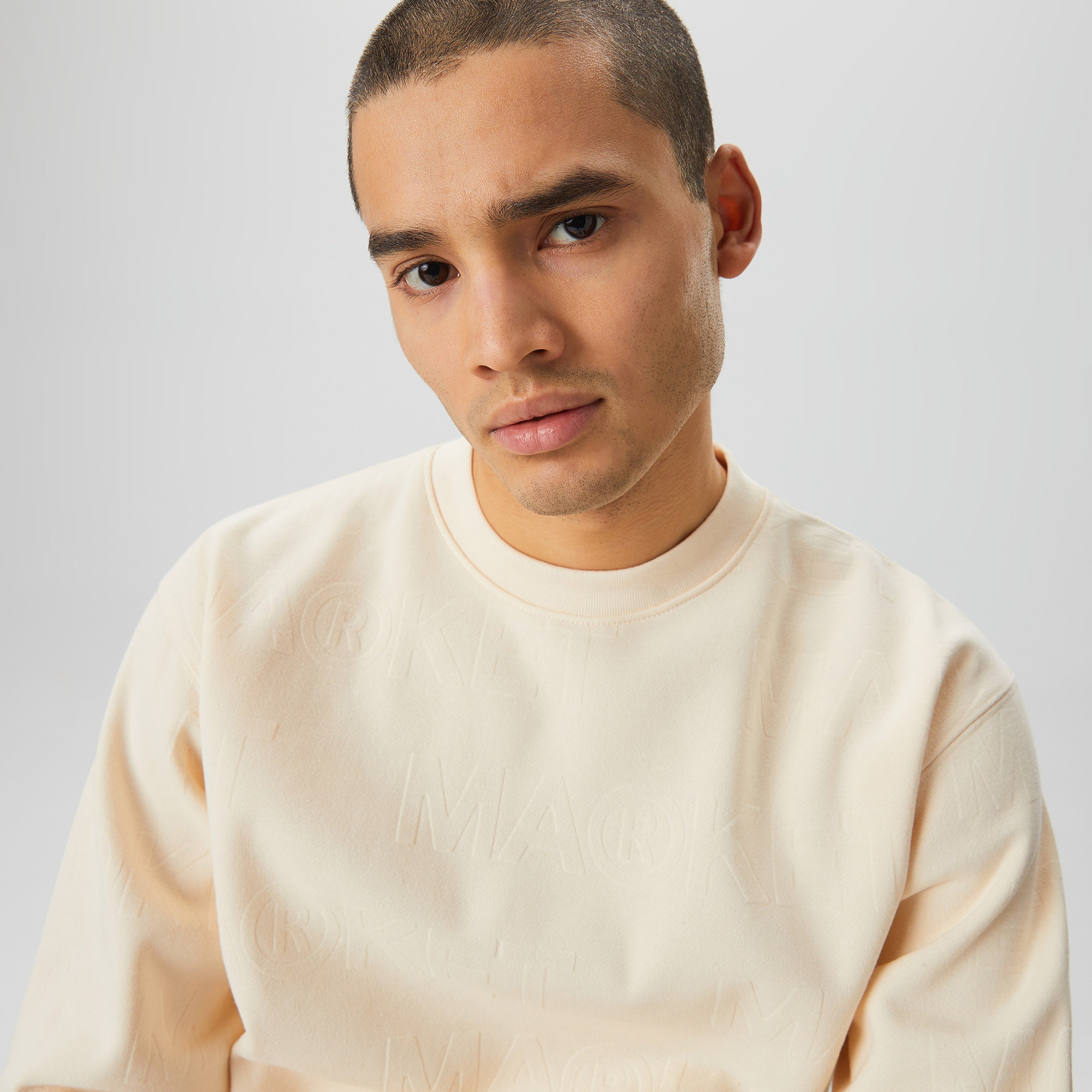 Market Embossed Crew Fleece Erkek Krem Sweatshirt