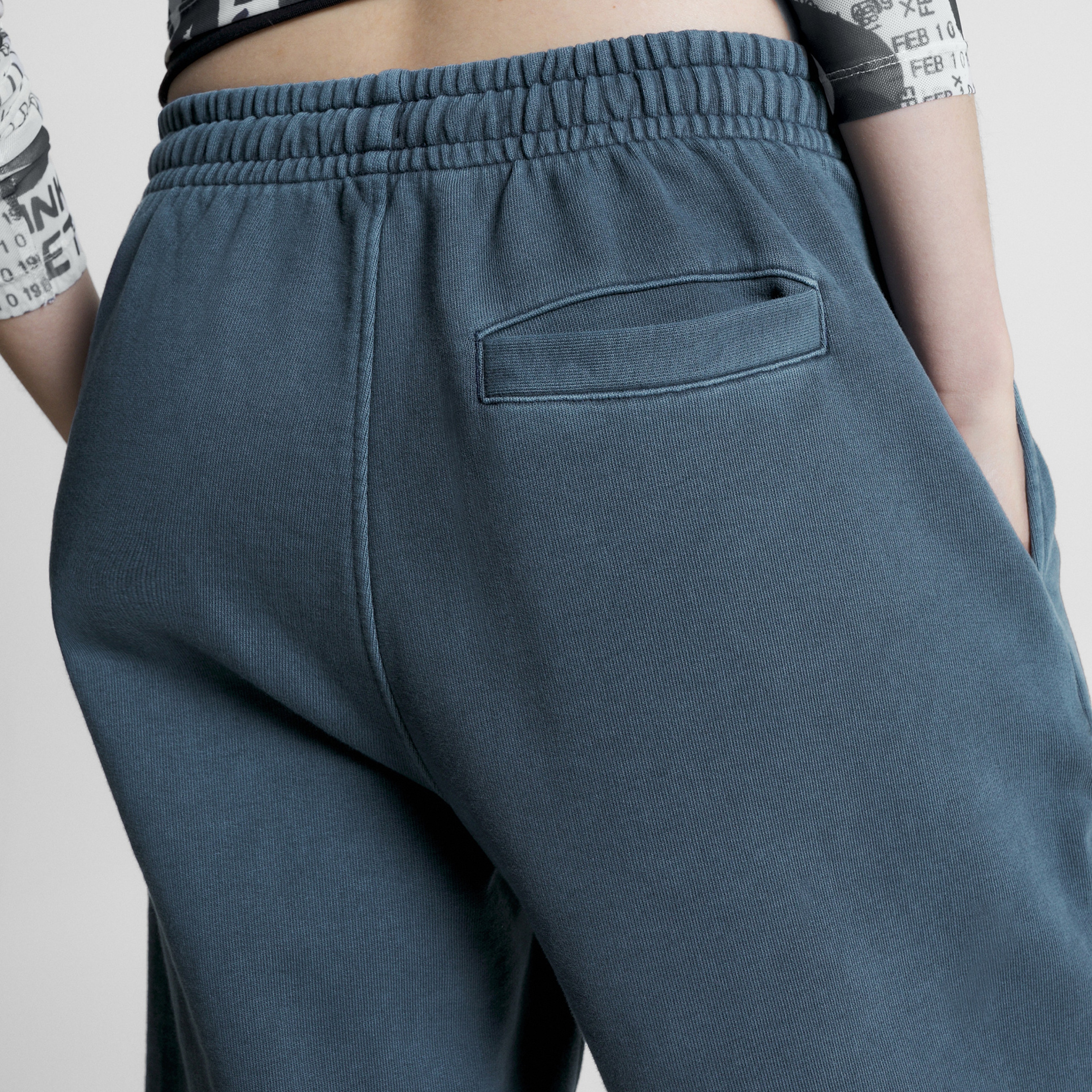 Tommy Jeans x Keith Haring Unisex Mavi Şort