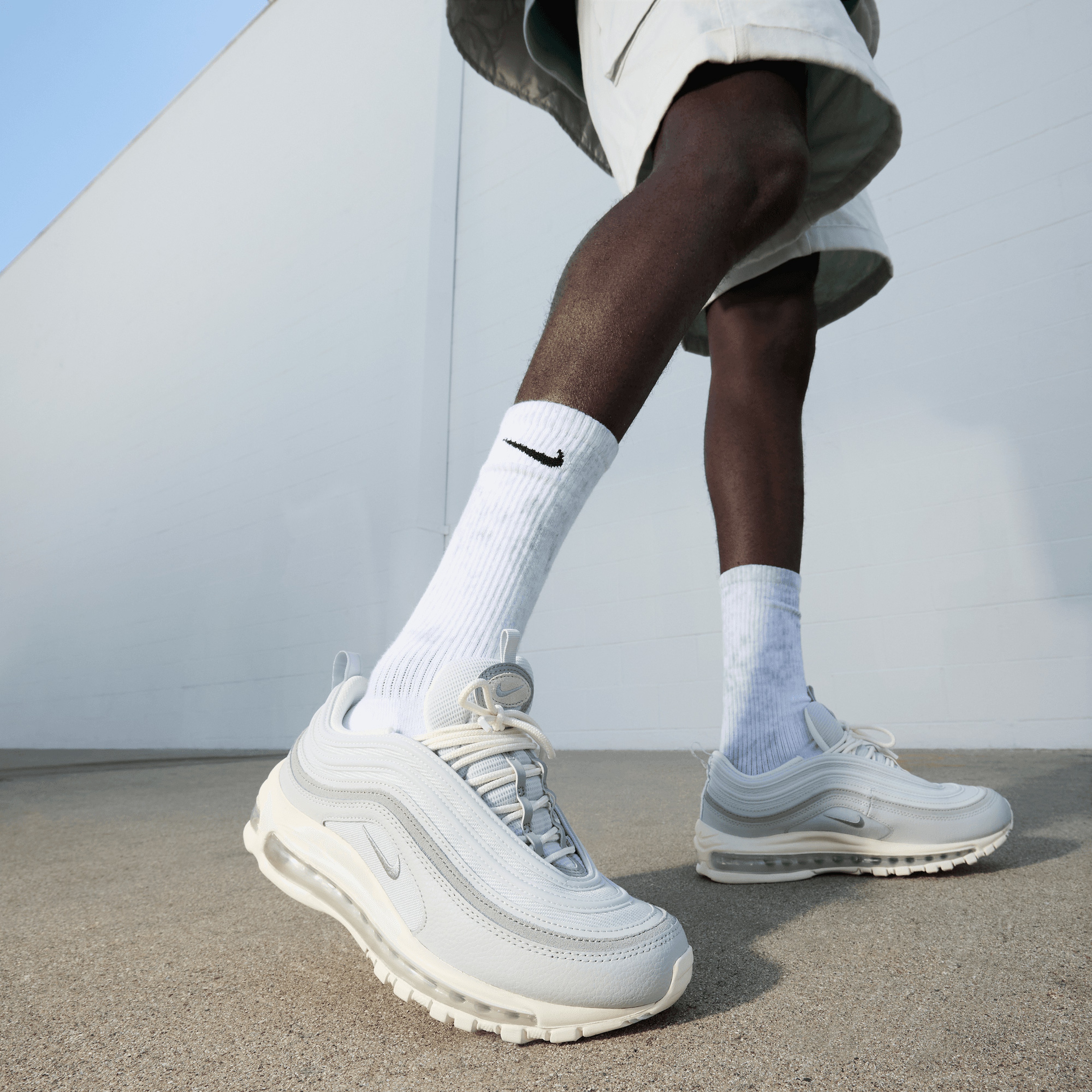 Nike Air Max 97 Erkek Beyaz Spor Ayakkabı