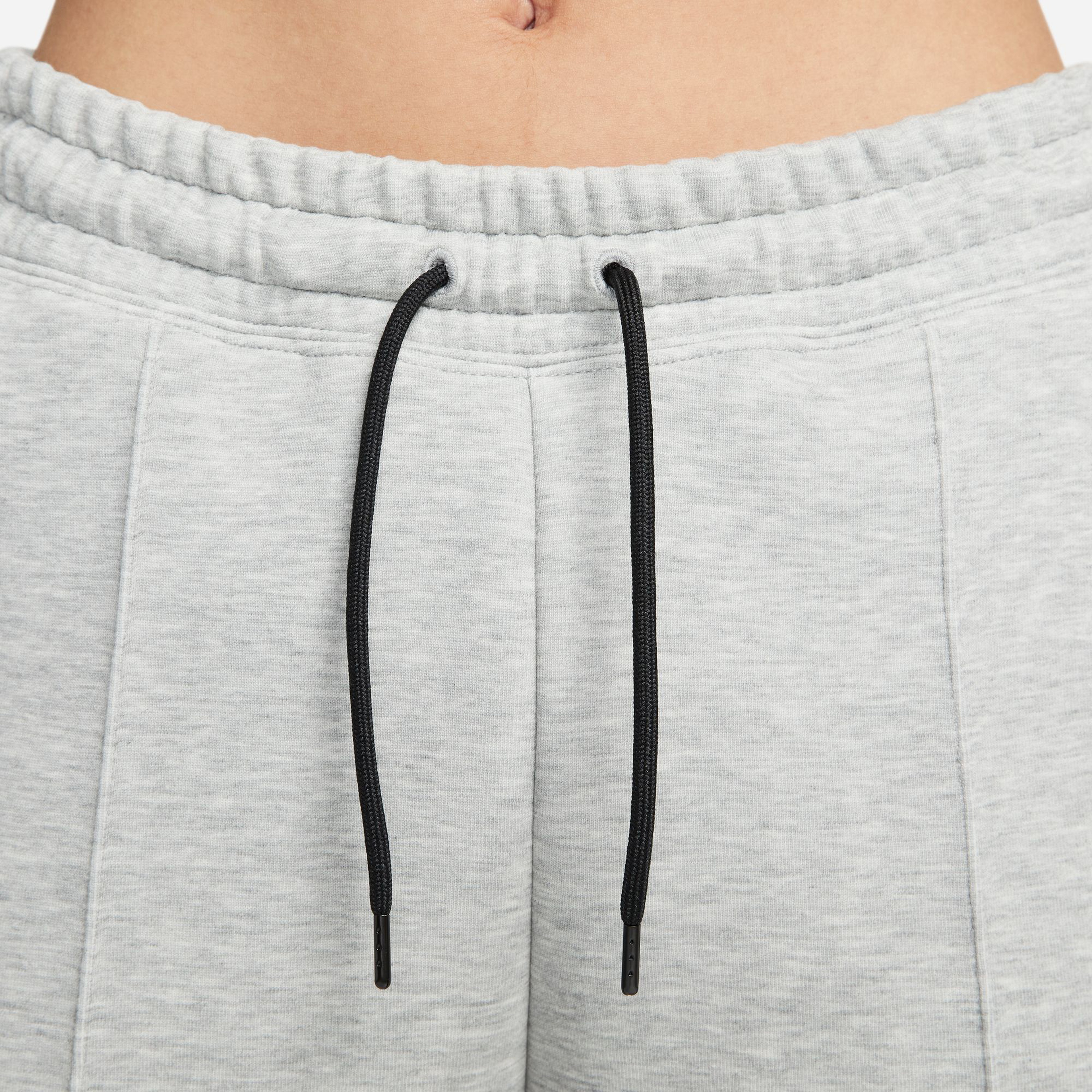 Nike Sportswear Tech Fleece Mr Jogger Kadın Gri Eşofman Altı