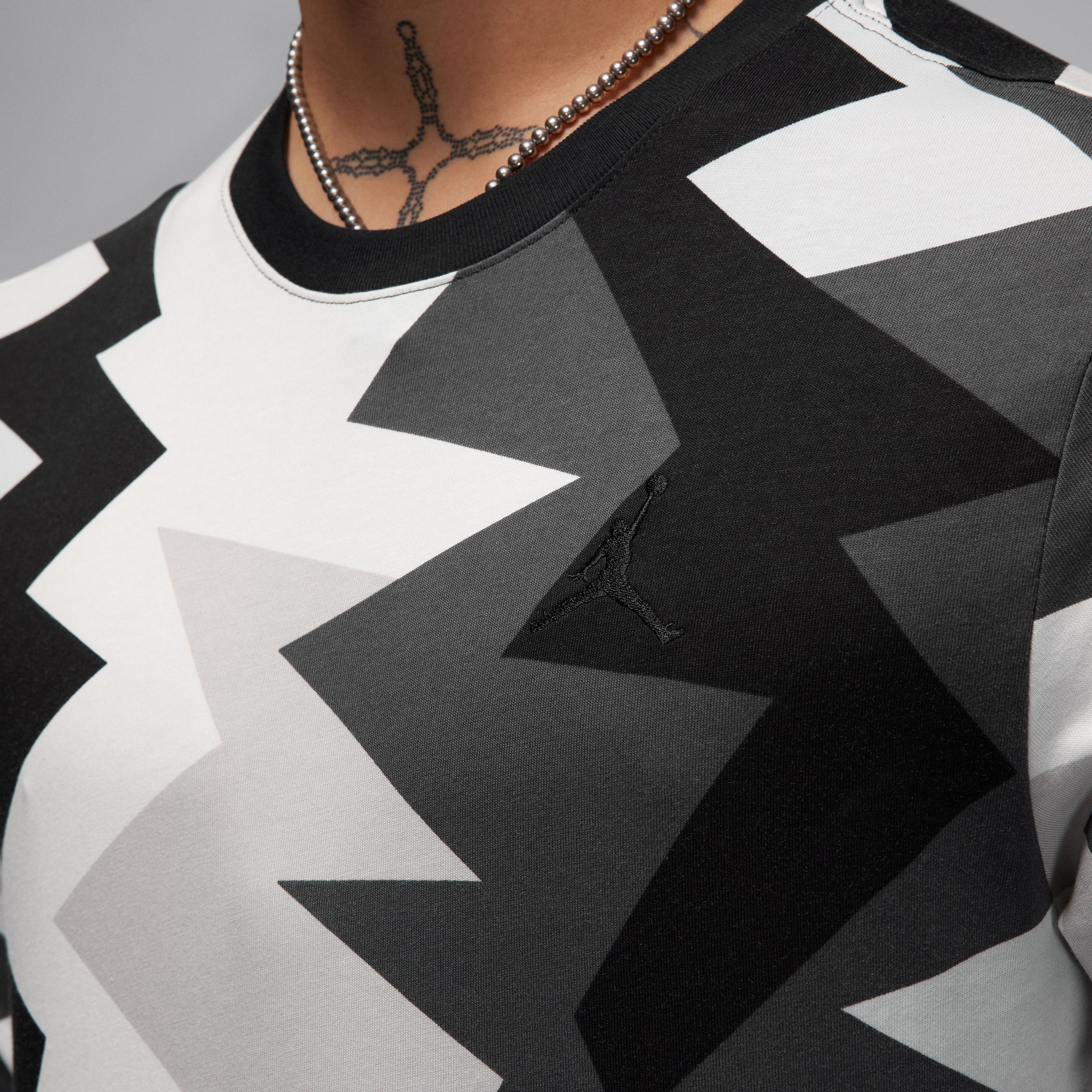 Jordan Flt Mvp Ls Gx Crew Erkek Beyaz Sweatshirt