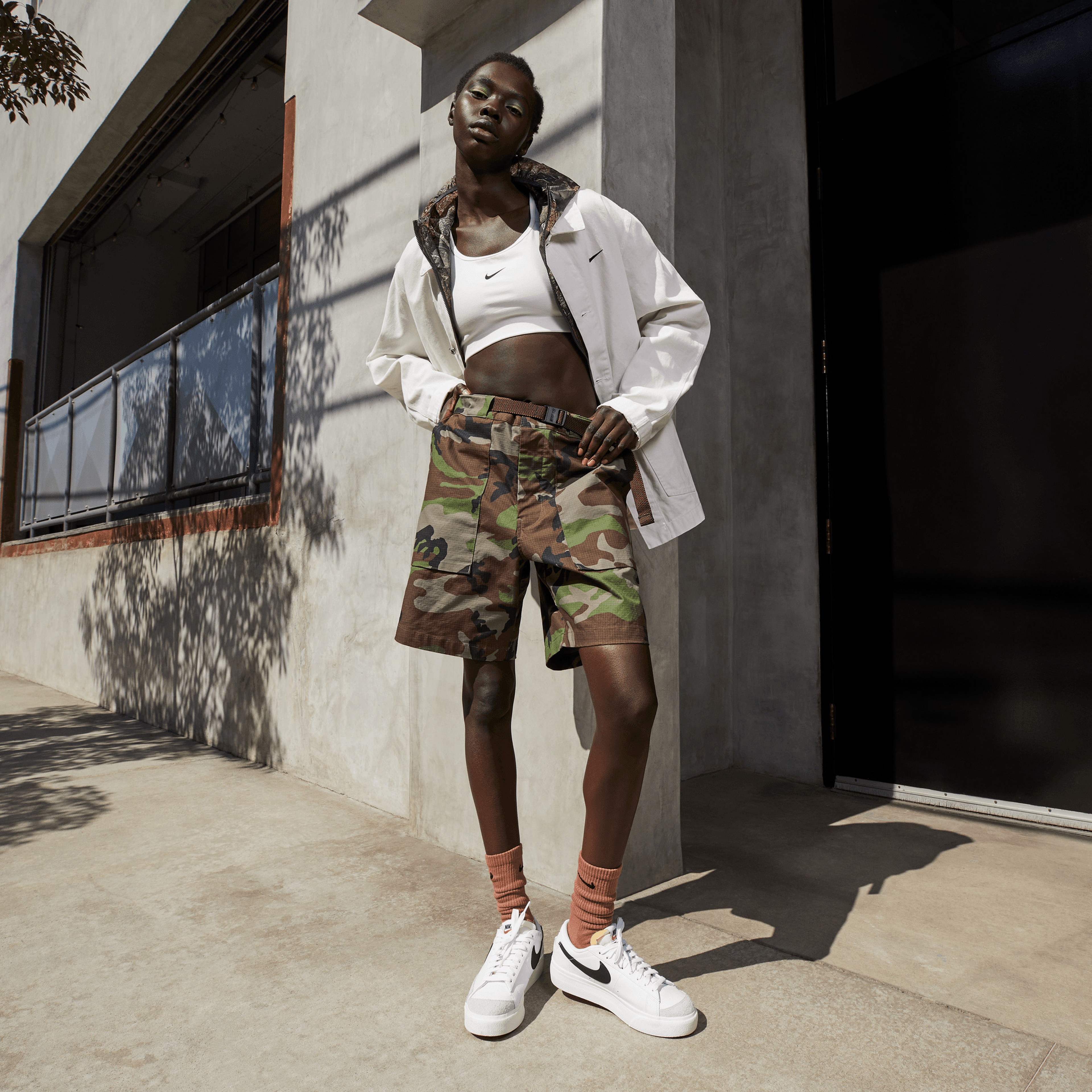 Nike Blazer Low Platform Kadın Beyaz Spor Ayakkabı