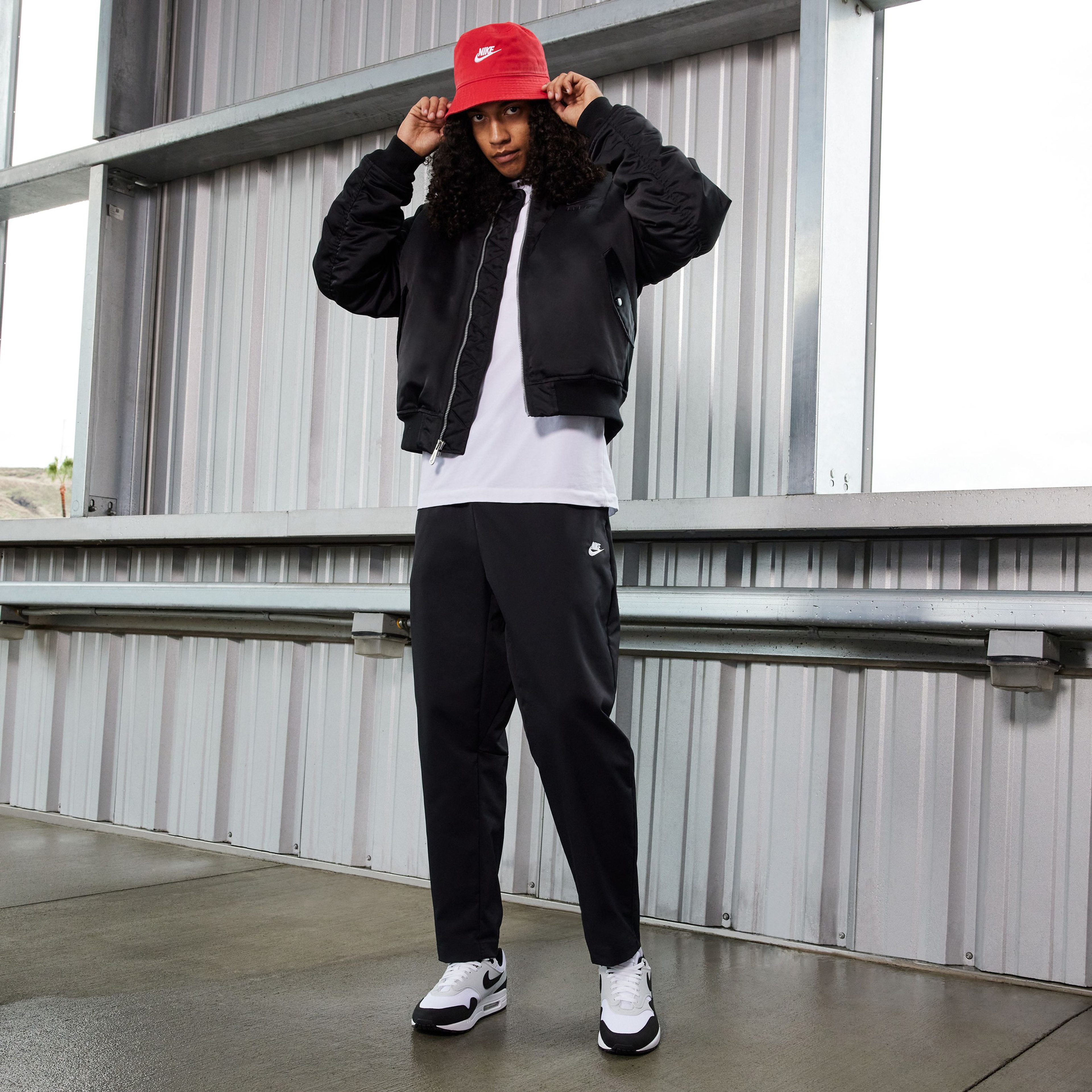 Nike Air Max 1 Sportswear Erkek Beyaz Spor Ayakkabı