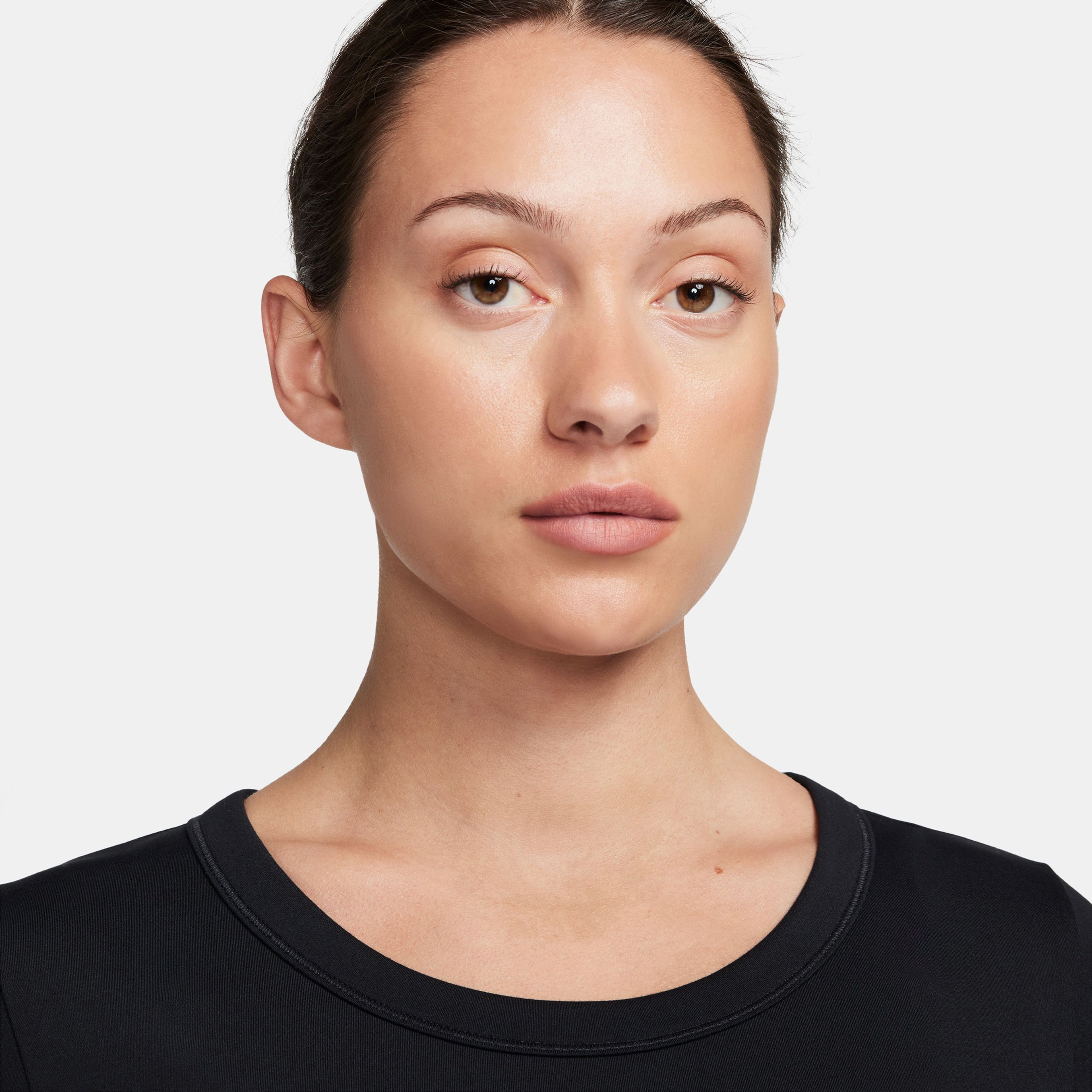 Nike One Fitted Dri-FIT Kadın Siyah Crop T-Shirt