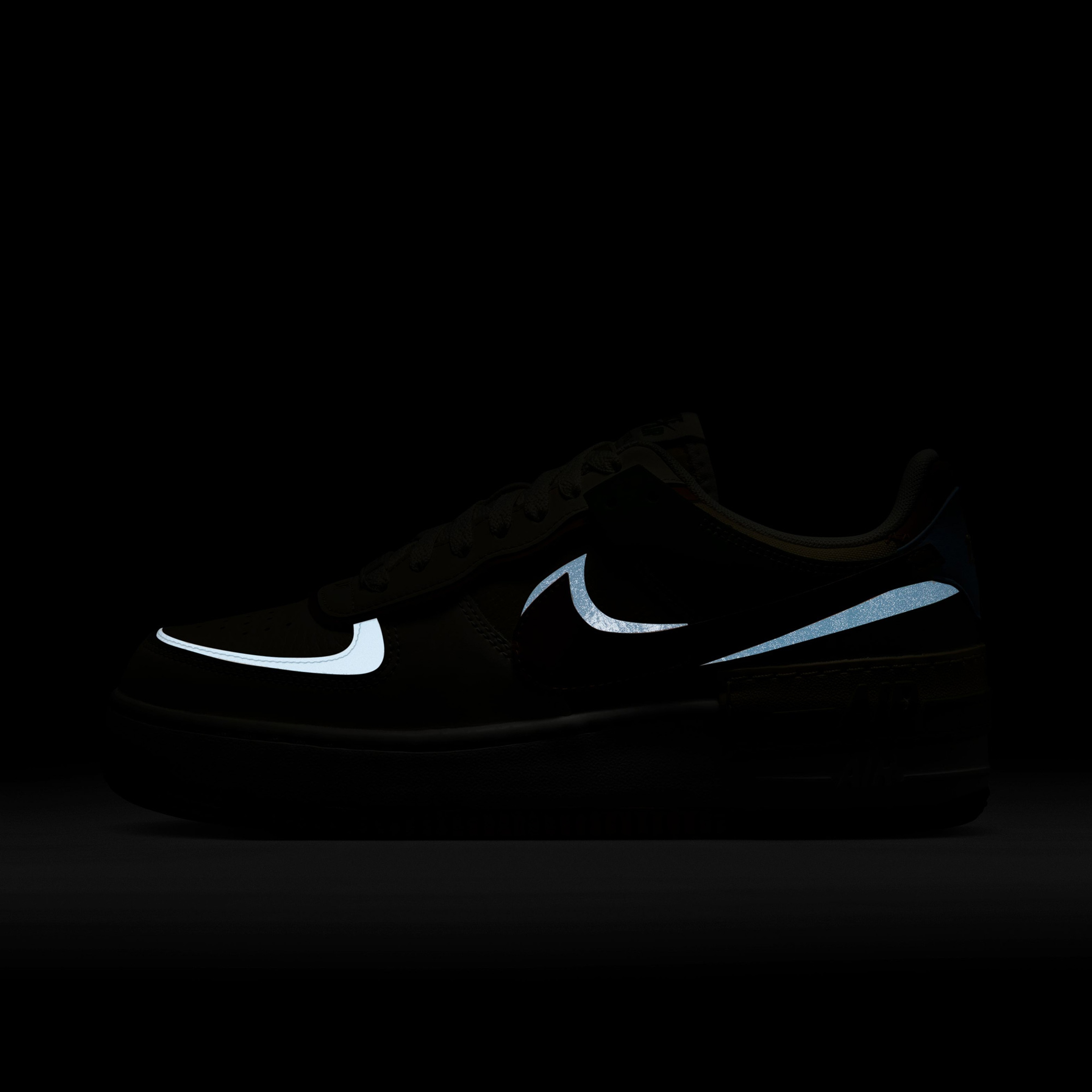 Nike Air Force 1 Shadow Sportswear Kadın Beyaz Spor Ayakkabı