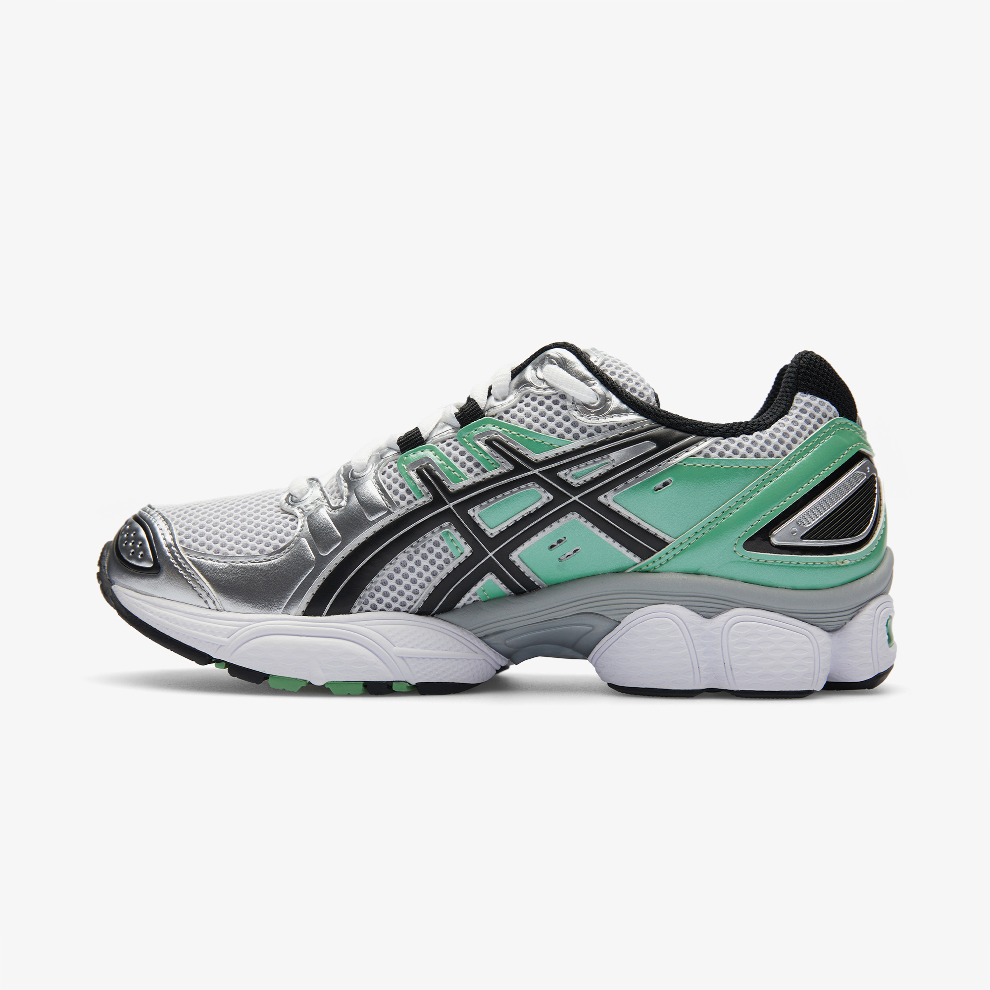 Asics Gel-Nimbus 9 Kadın Beyaz/Yeşil Spor Ayakkabı39,51202A278