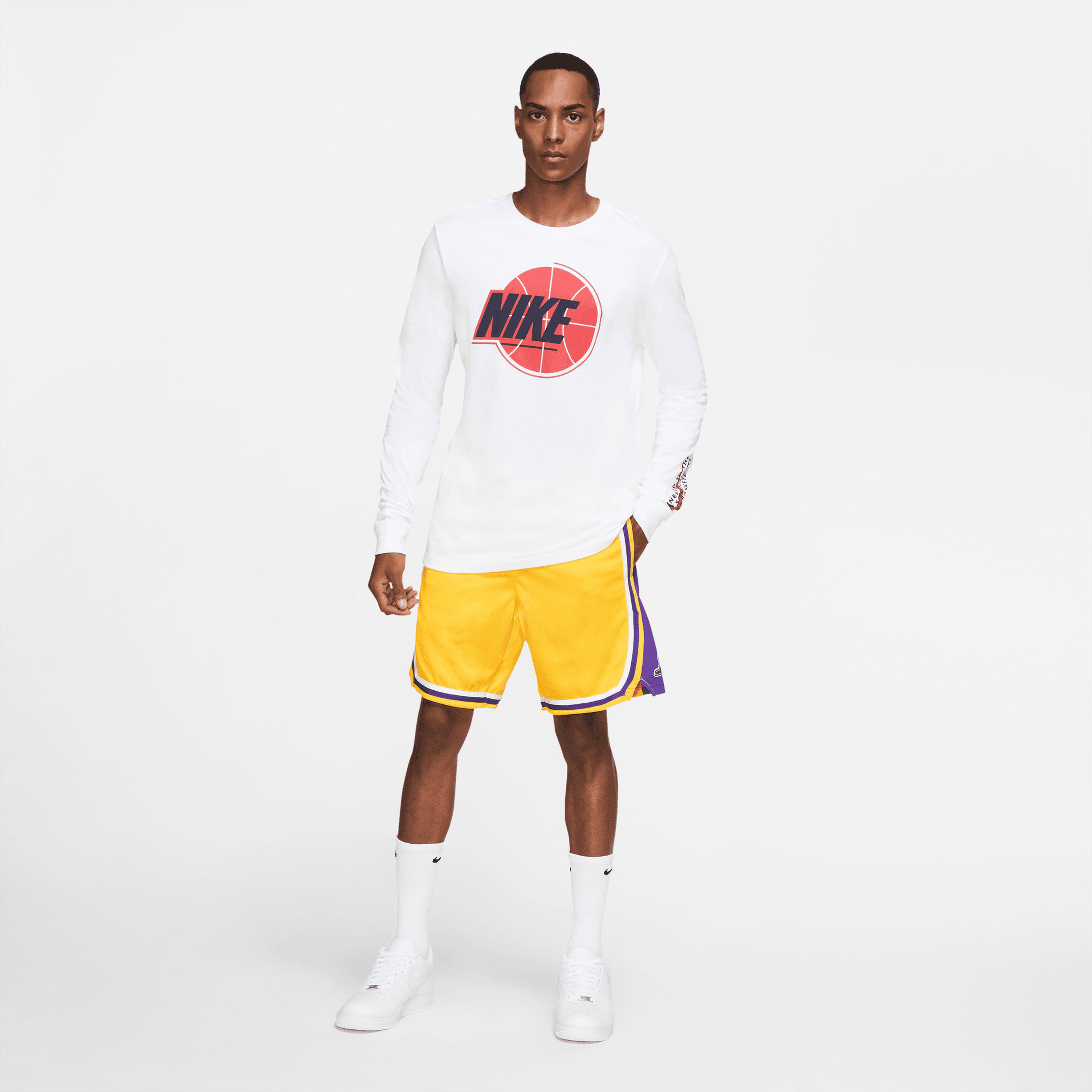Nike Los Angeles Lakers Spotlight Erkek Sarı Basketbol Şortu