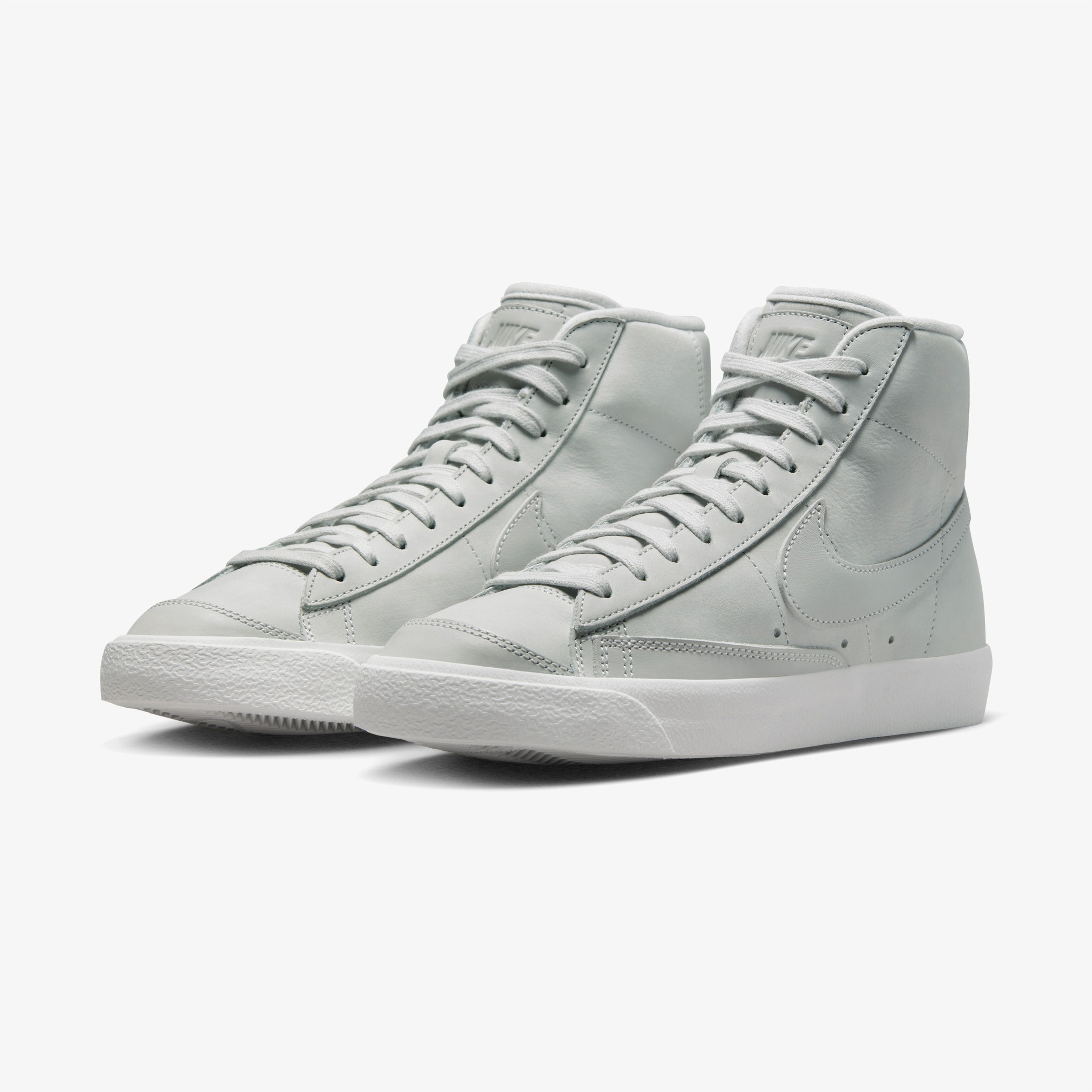 Nike Blazer Mid Premium Kadın Gri Spor Ayakkabı