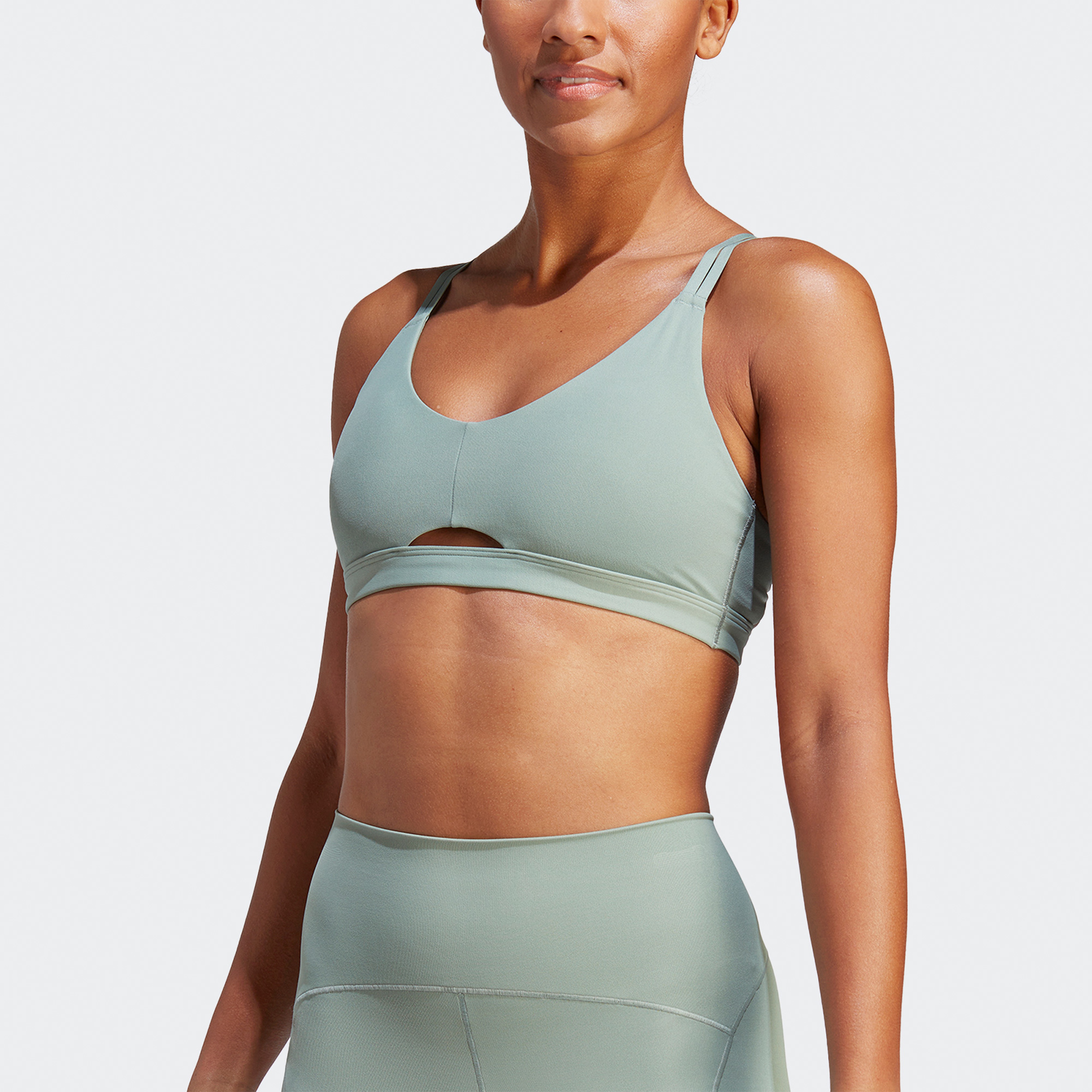 adidas Yoga Studio Luxe Light-Support Kadın Yeşil Bra
